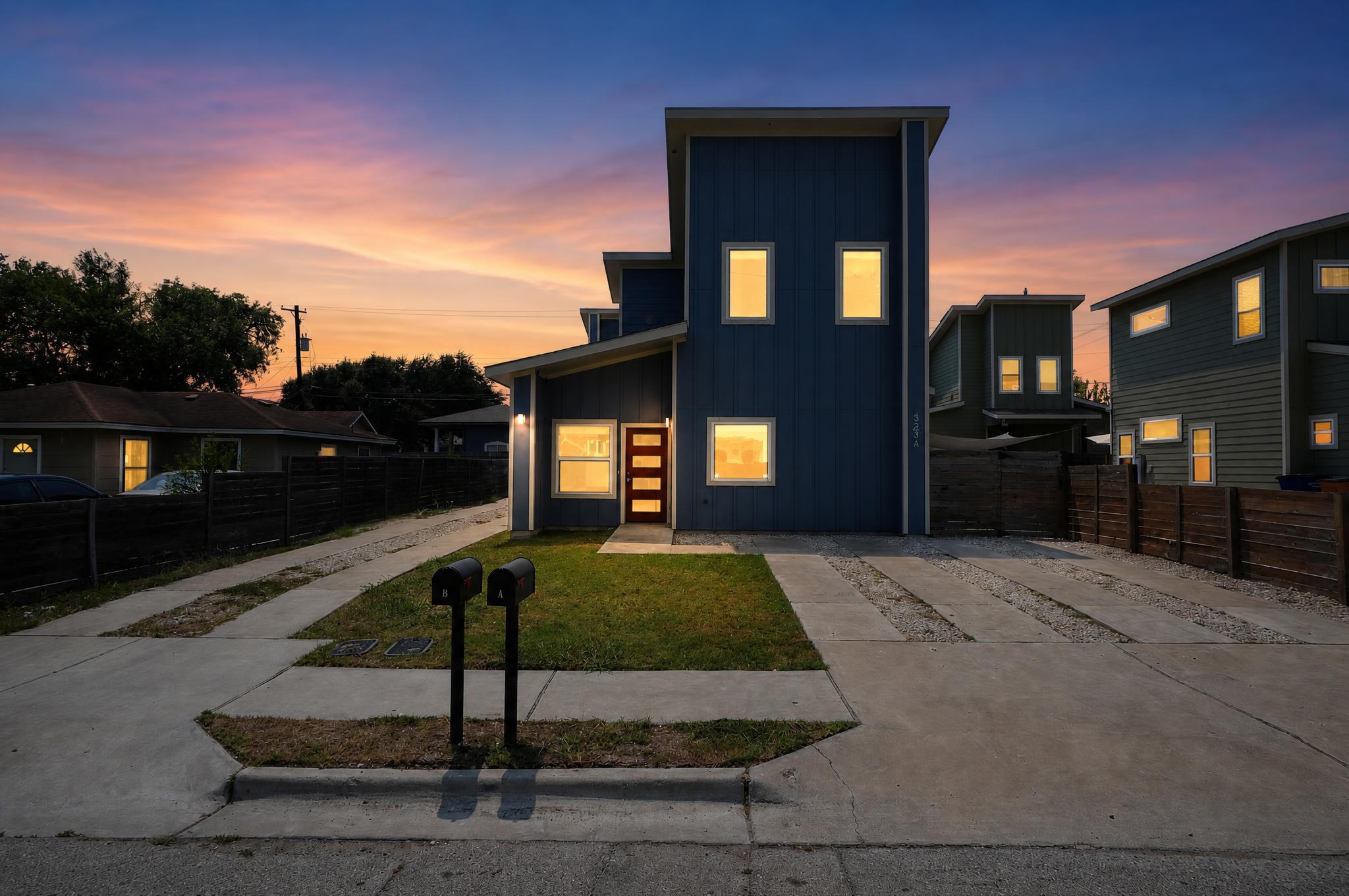 6303 Santos ST #A, Austin, TX 78741