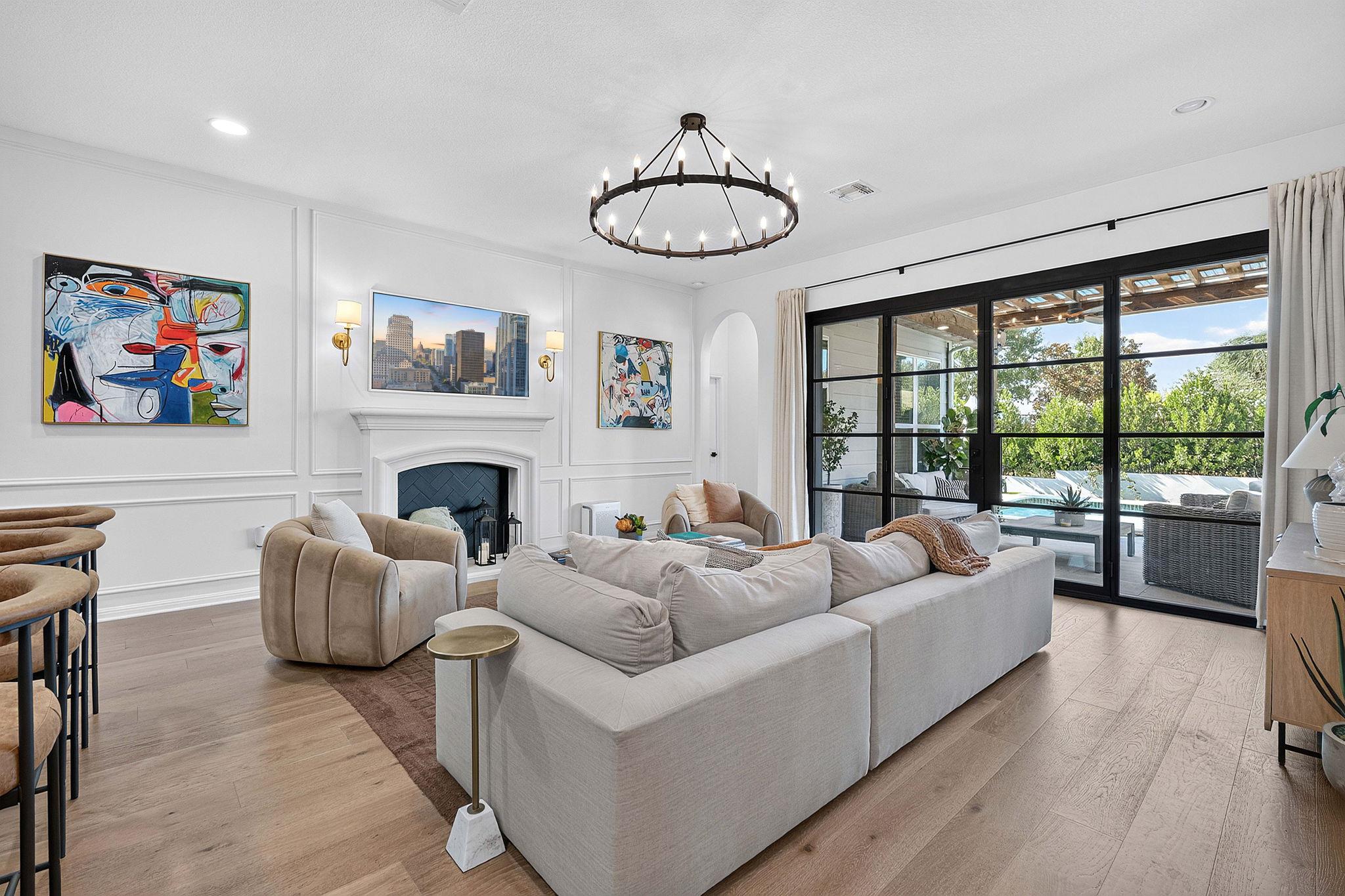 7904 Beacon Knob Way, Austin, TX 78744