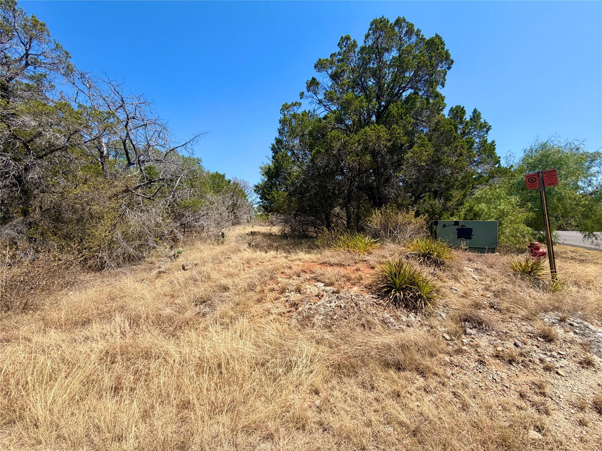 21500 Falcon LN, Lago Vista, TX 78645