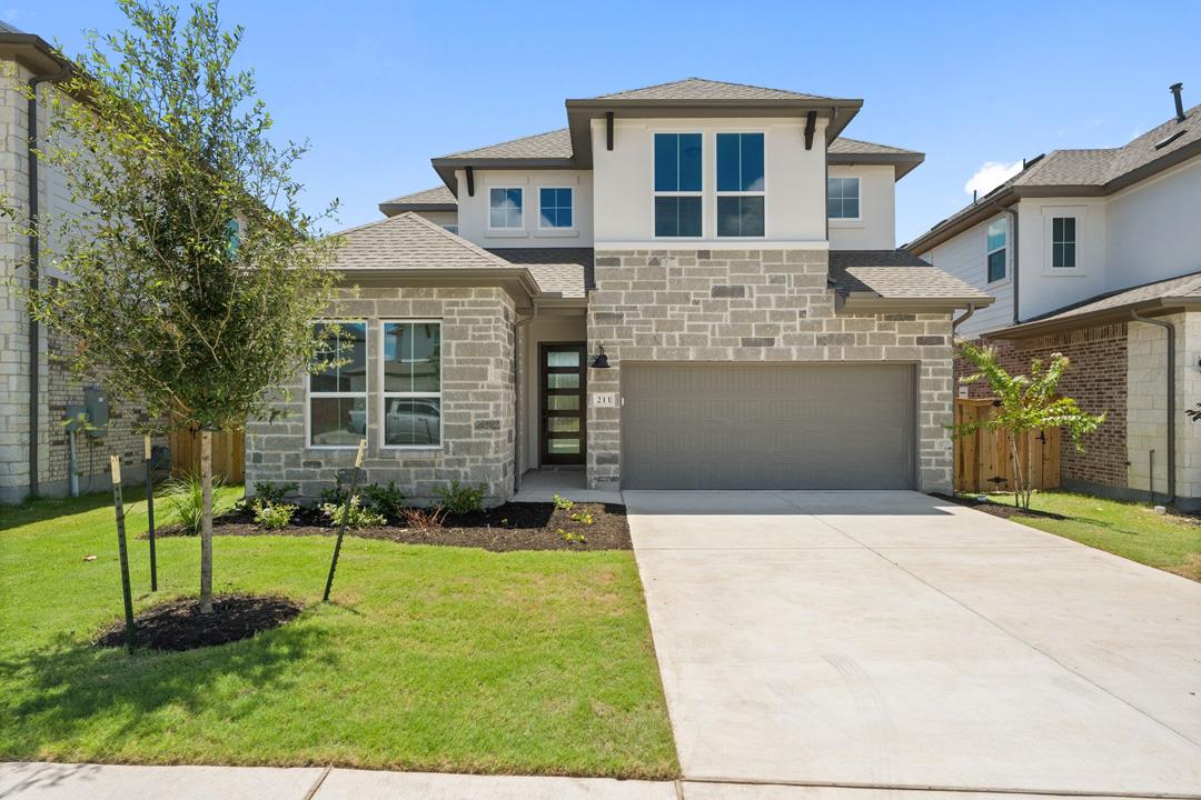 211 Craigends Yew Ln, Dripping Springs, TX 78620