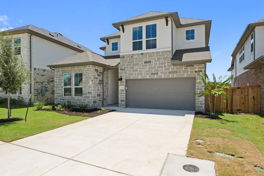 211 Craigends Yew Ln, Dripping Springs, TX 78620