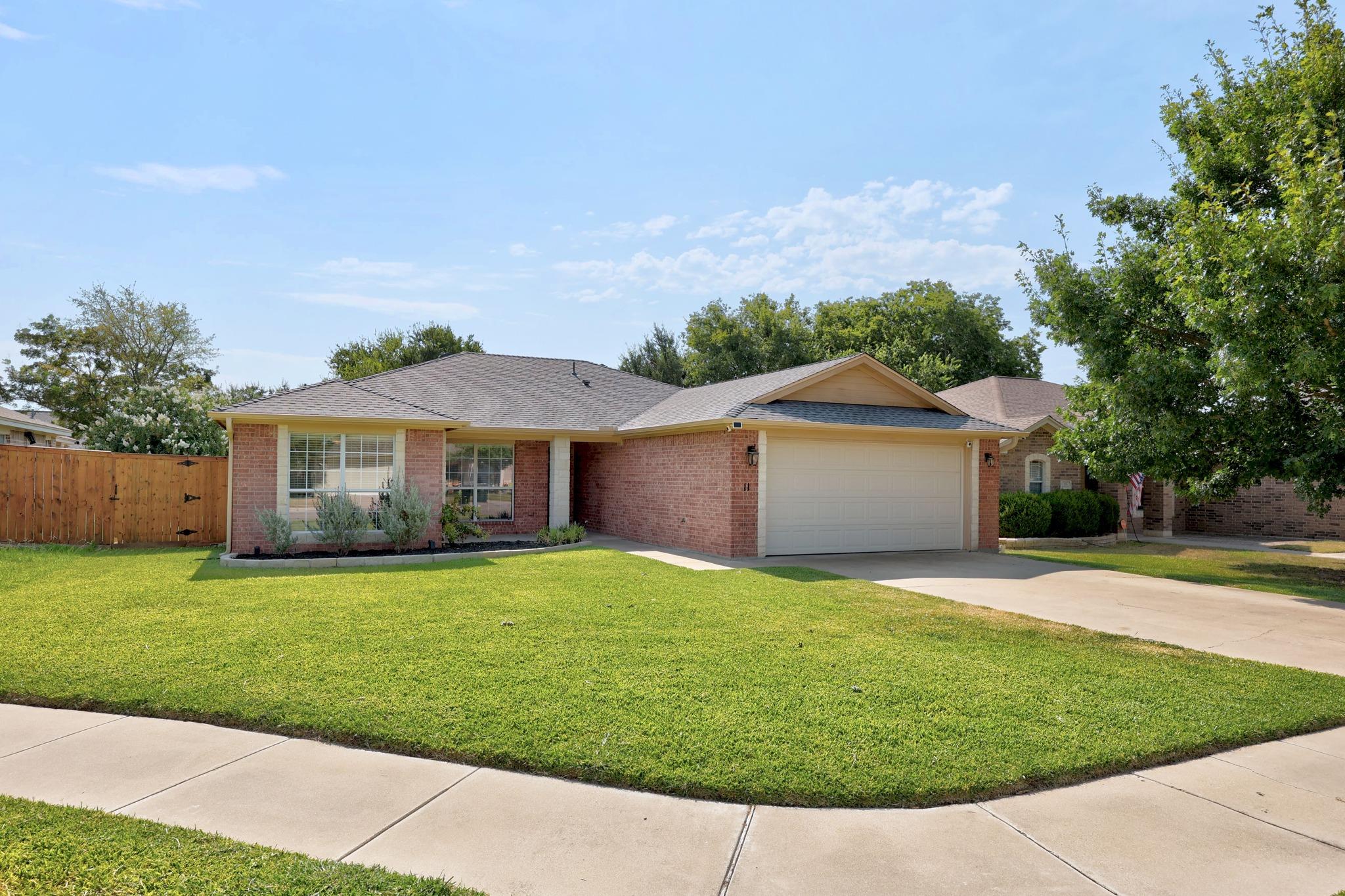 11 Burnham DR, Temple, TX 76502