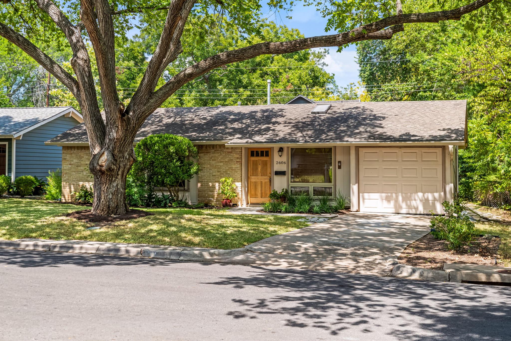2606 Friar Tuck LN, Austin, TX 78704