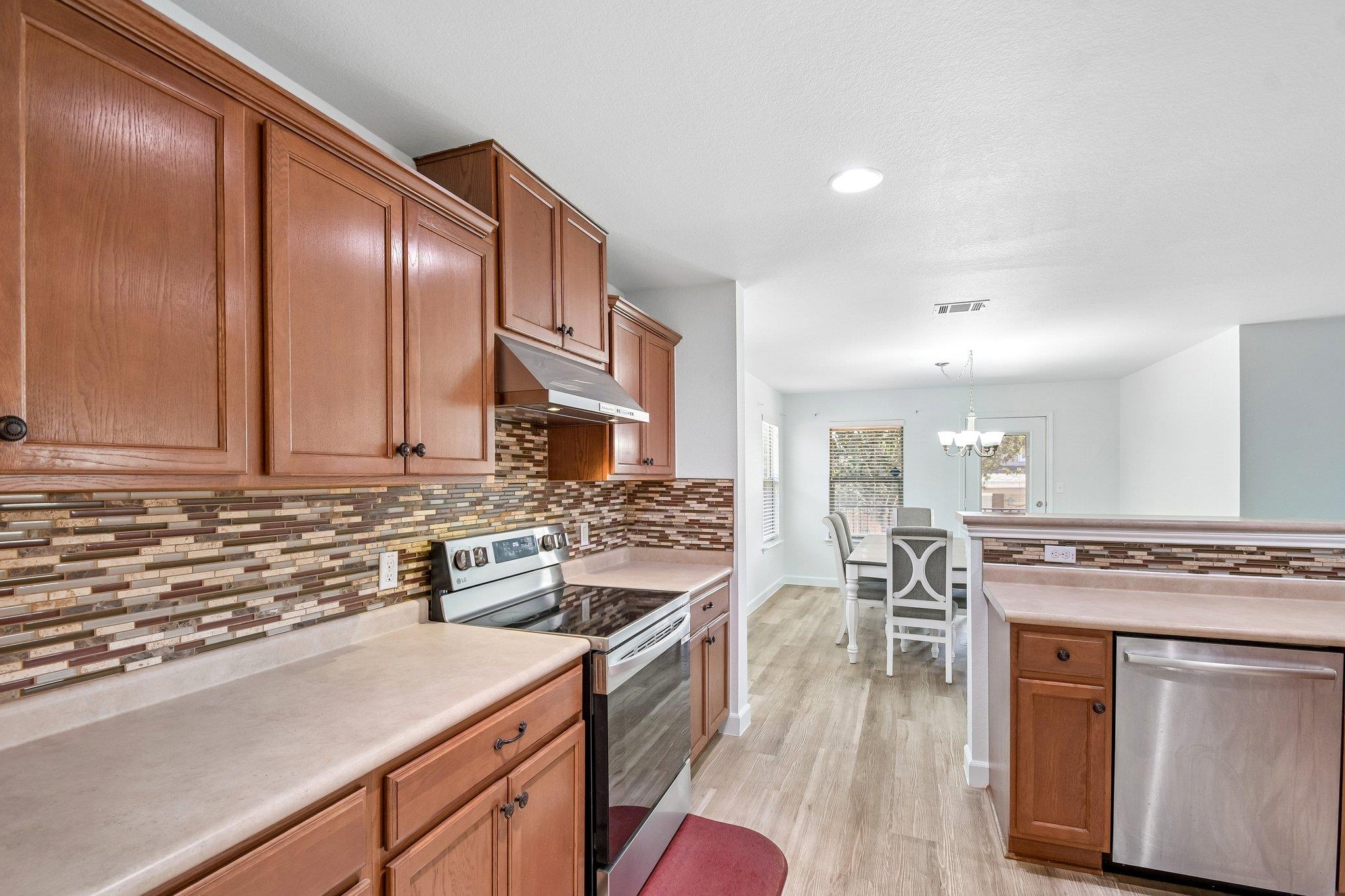 260 Cushman DR, Kyle, TX 78640