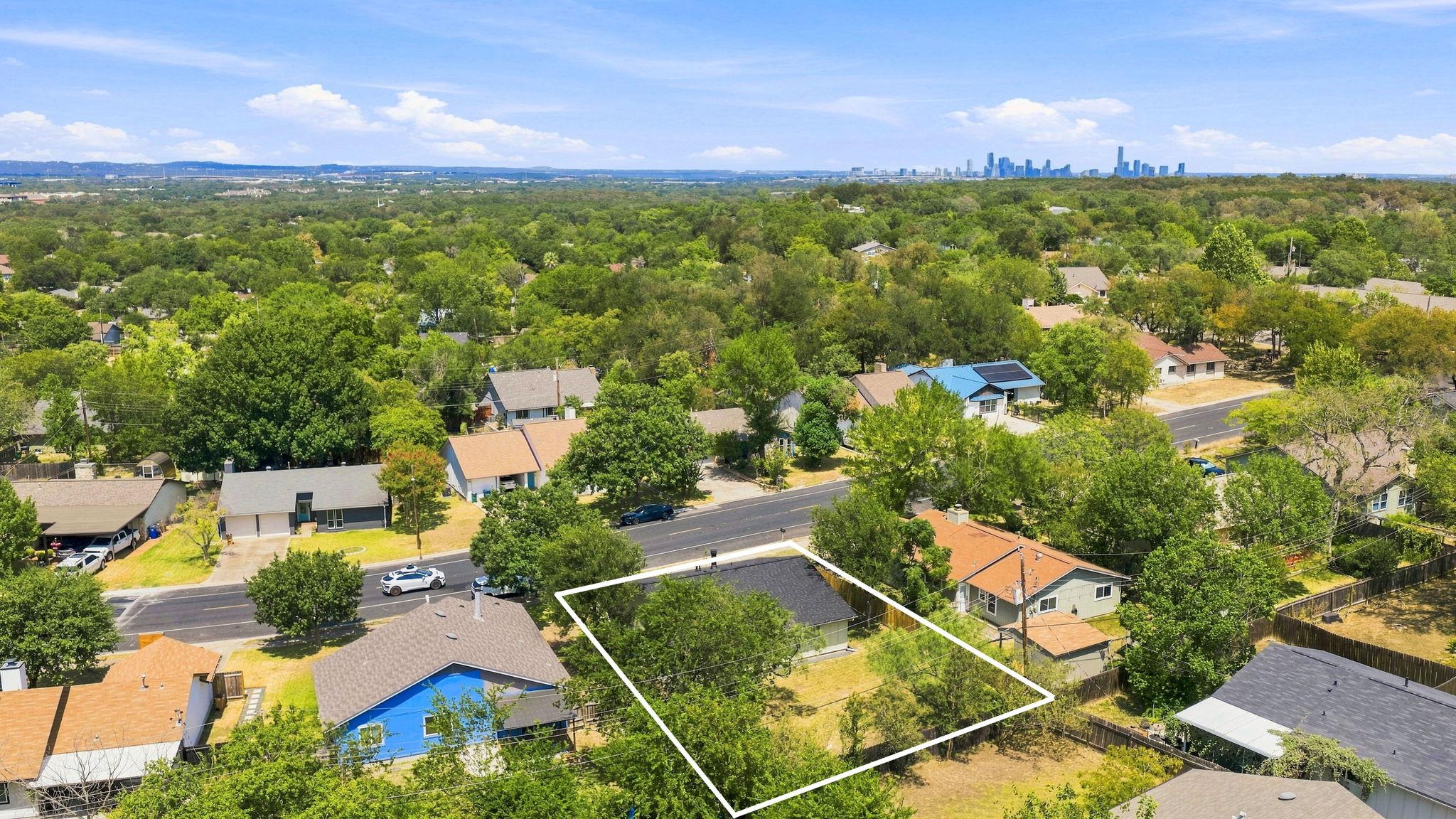 3211 Plantation RD, Austin, TX 78745