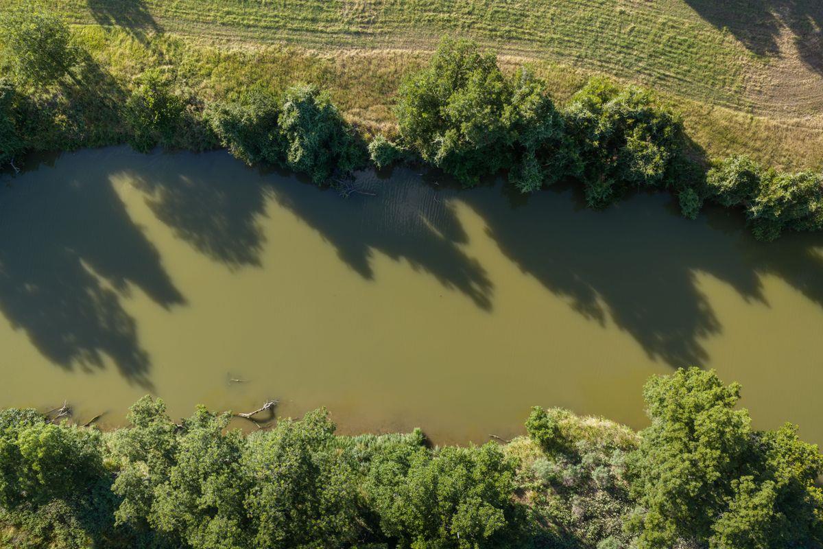 4900 Goehmann LN, Fredericksburg, TX 78624