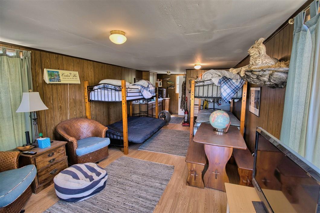 1316 Indian Creek RD, Bandera, TX 78003