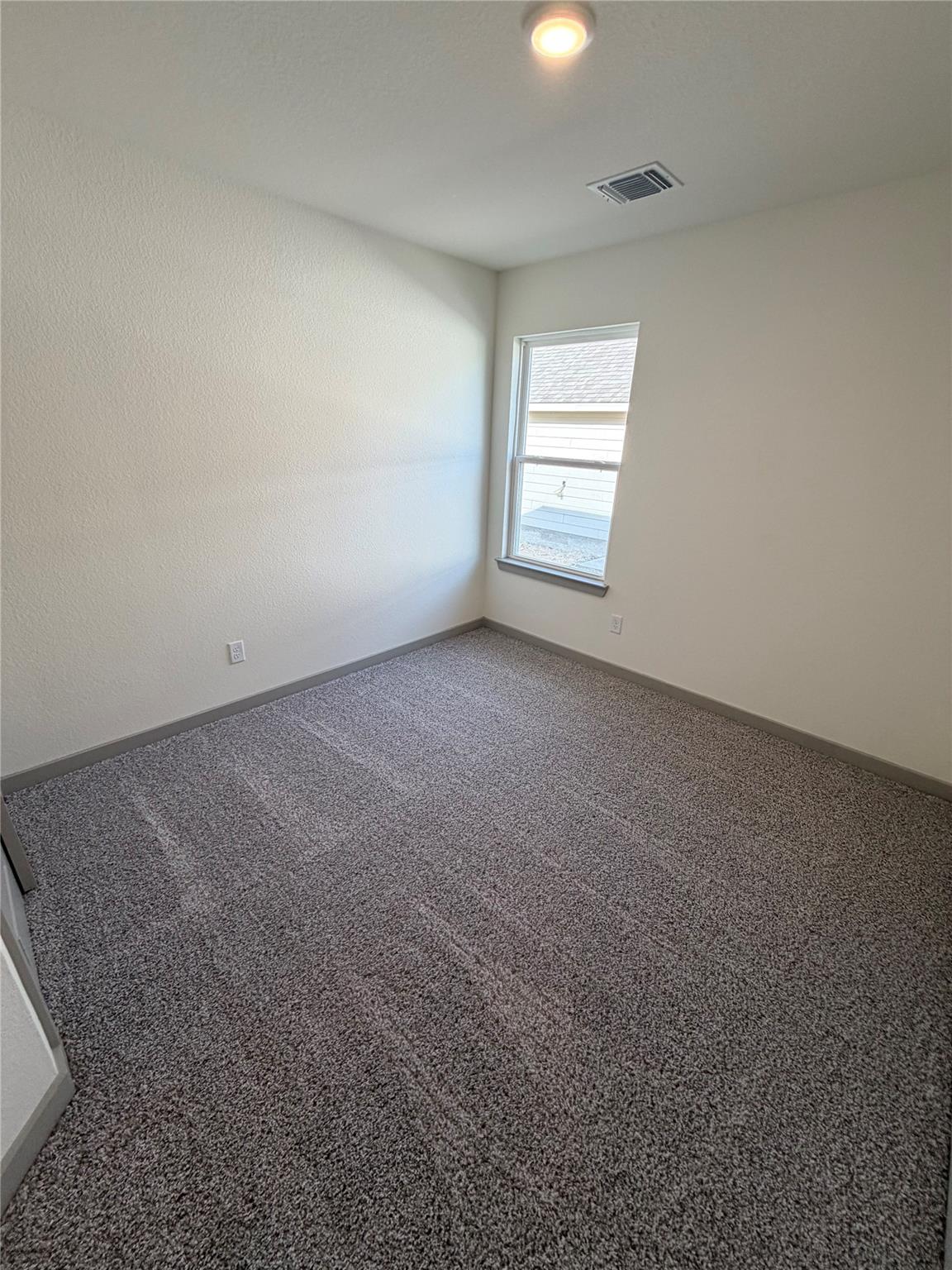 312 Boatright BLVD, Jarrell, TX 76537