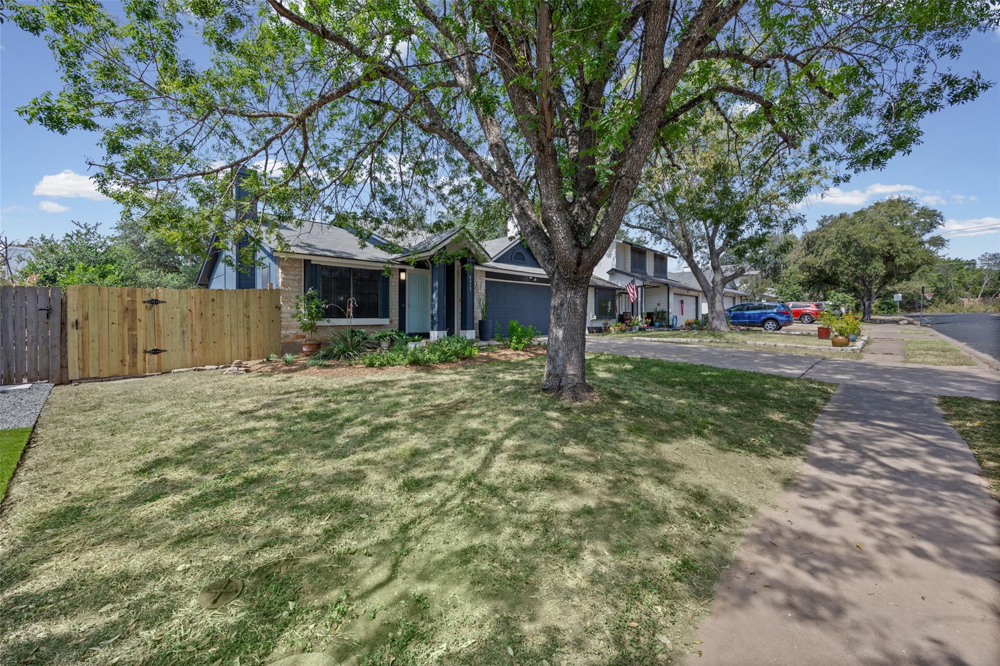 4613 Molera DR, Austin, TX 78749