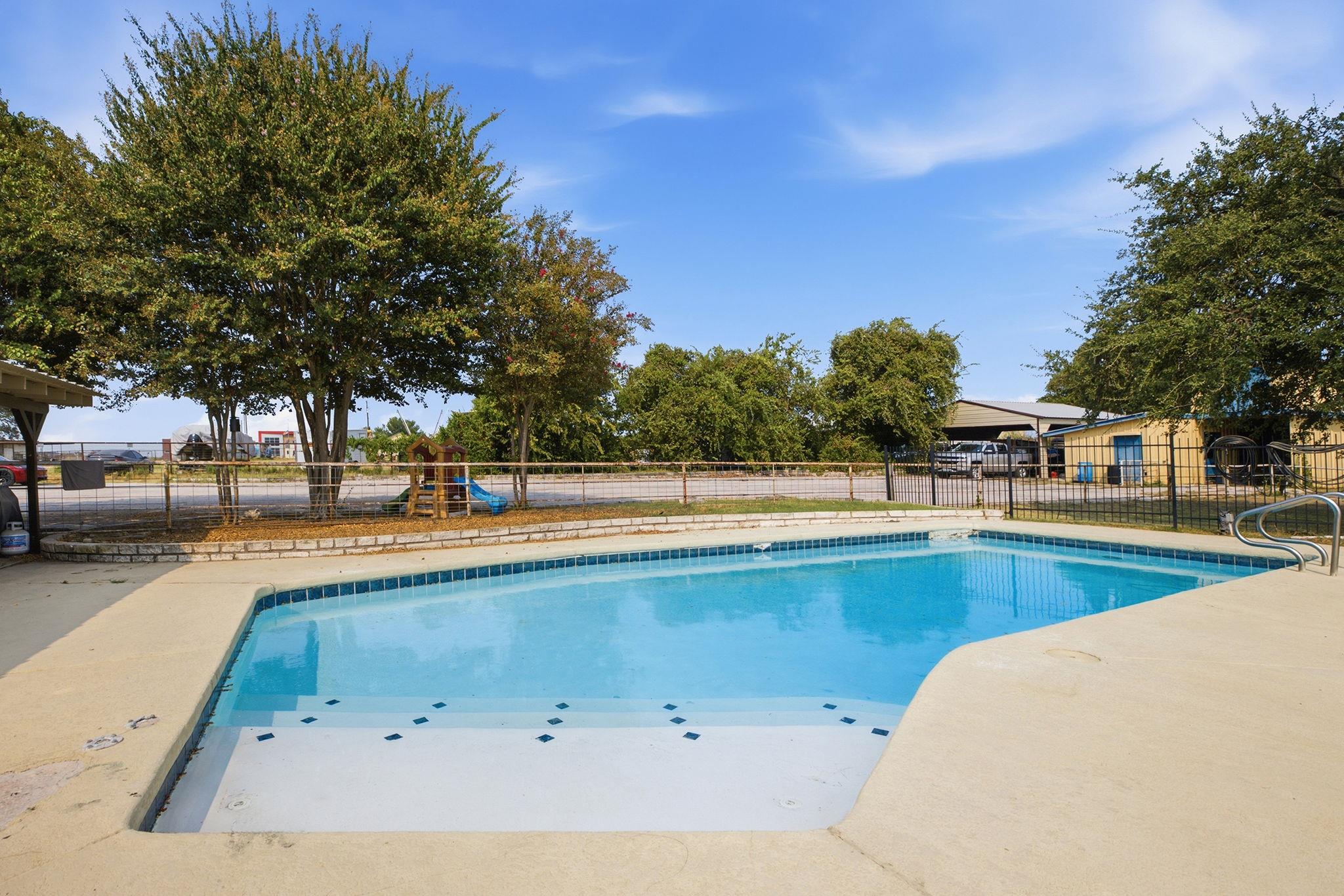 8750 Rm 2243 R, Leander, TX 78641