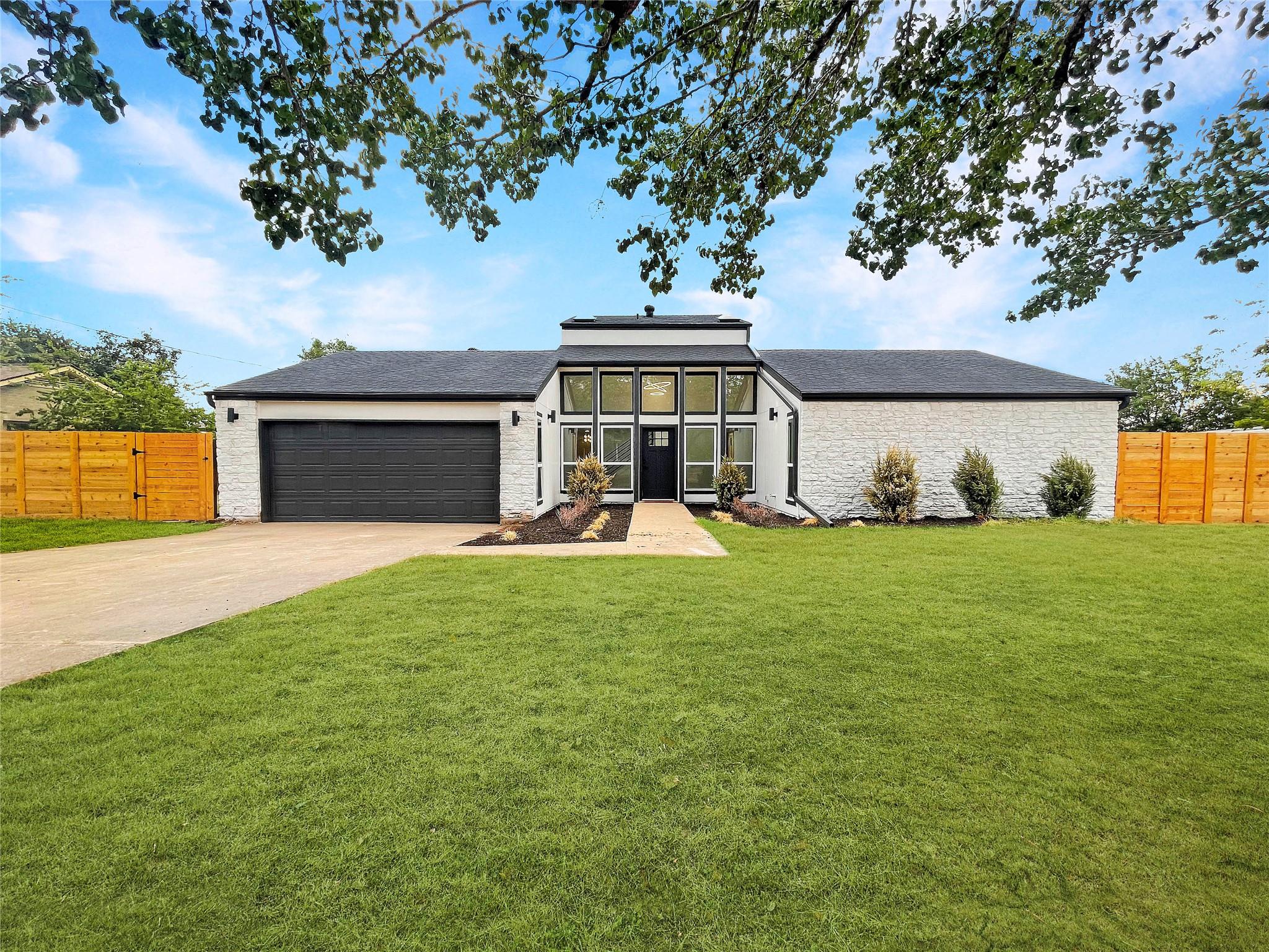 141 Ridgecrest RD, Georgetown, TX 78628