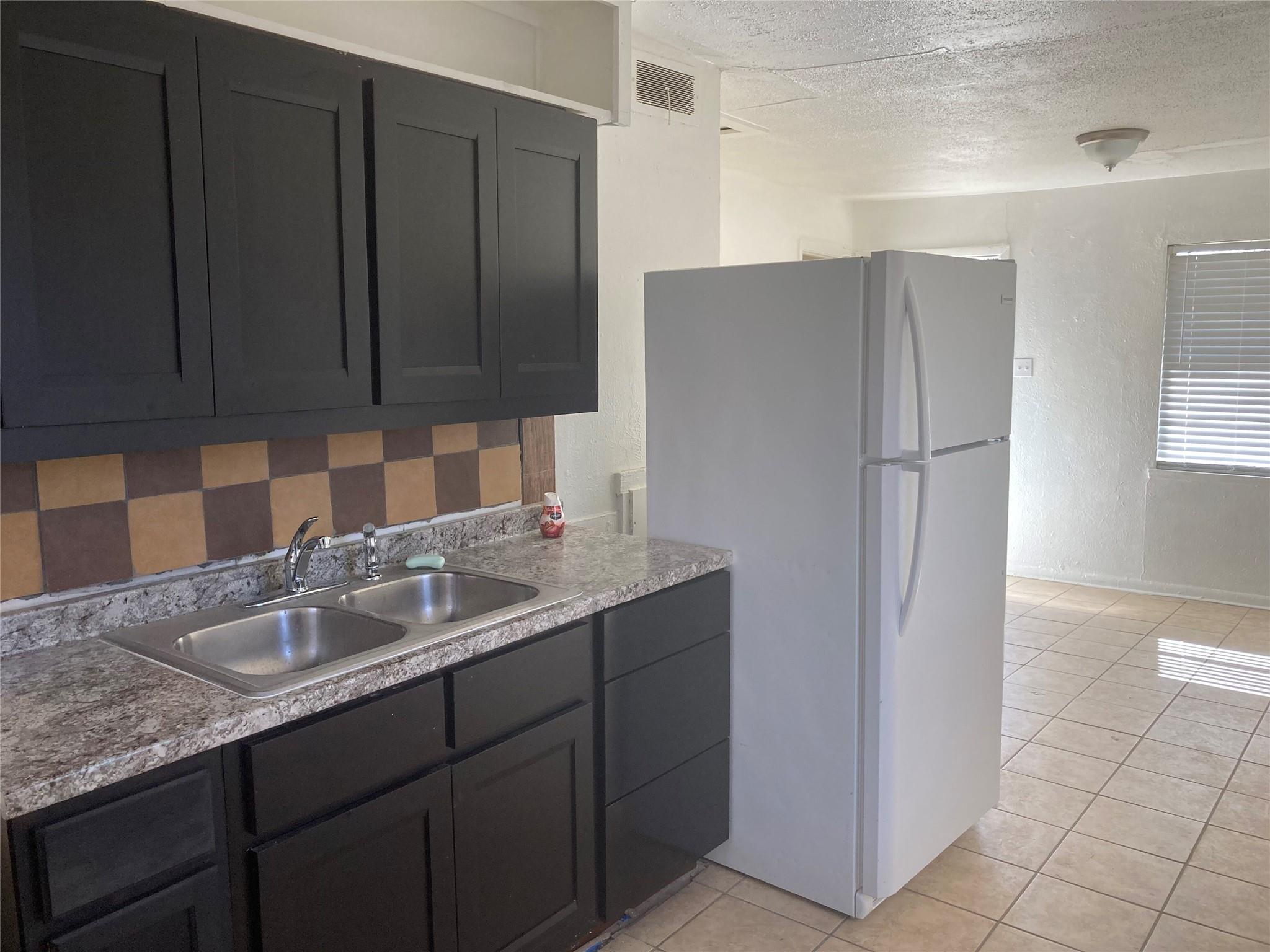 205 E Hoover Ave, Killeen, TX 76541