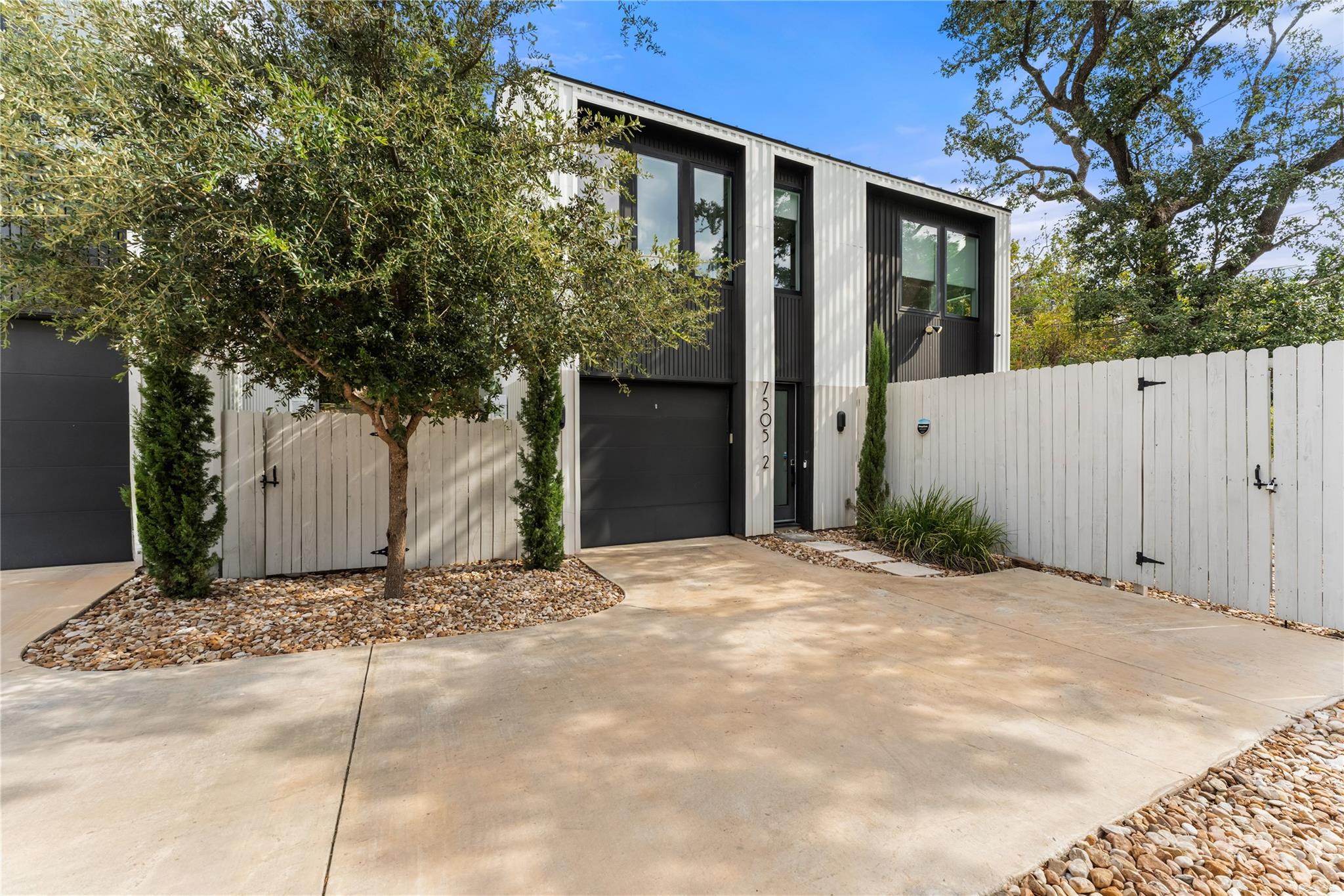 7505 Wynne LN #2, Austin, TX 78745