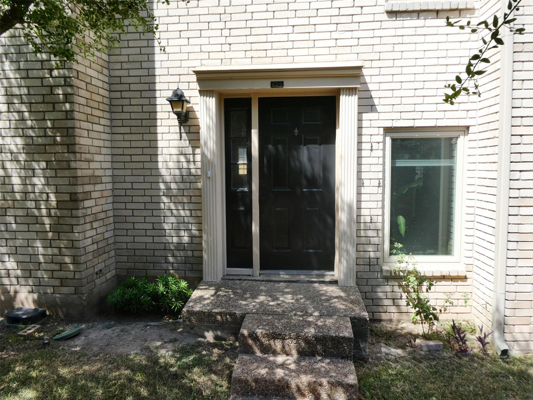 8400 Jamestown DR #204, Austin, TX 78758