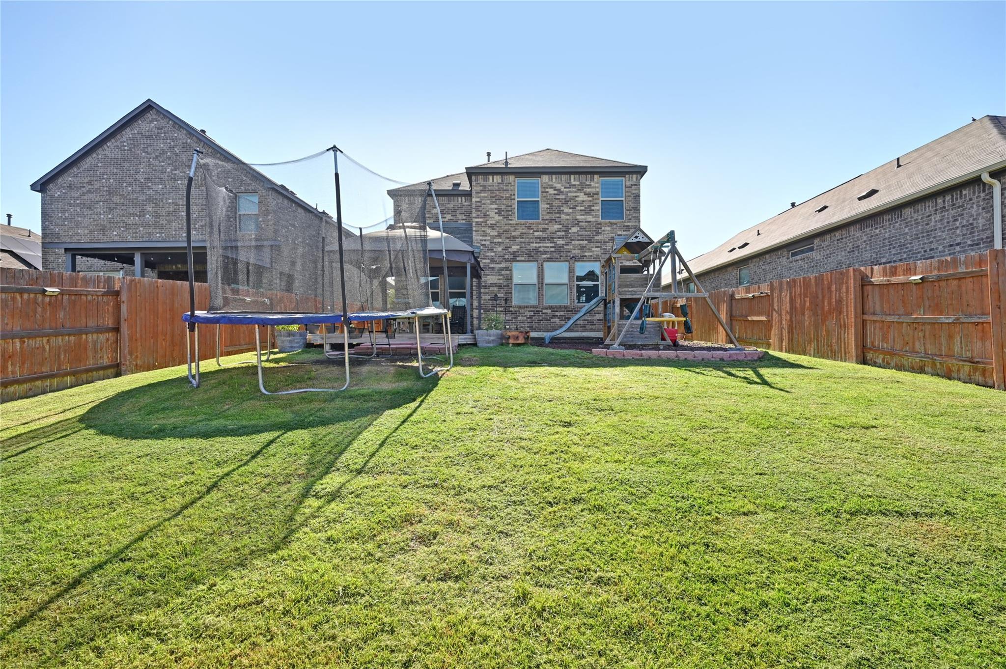 160 Thornless CIR, Buda, TX 78610