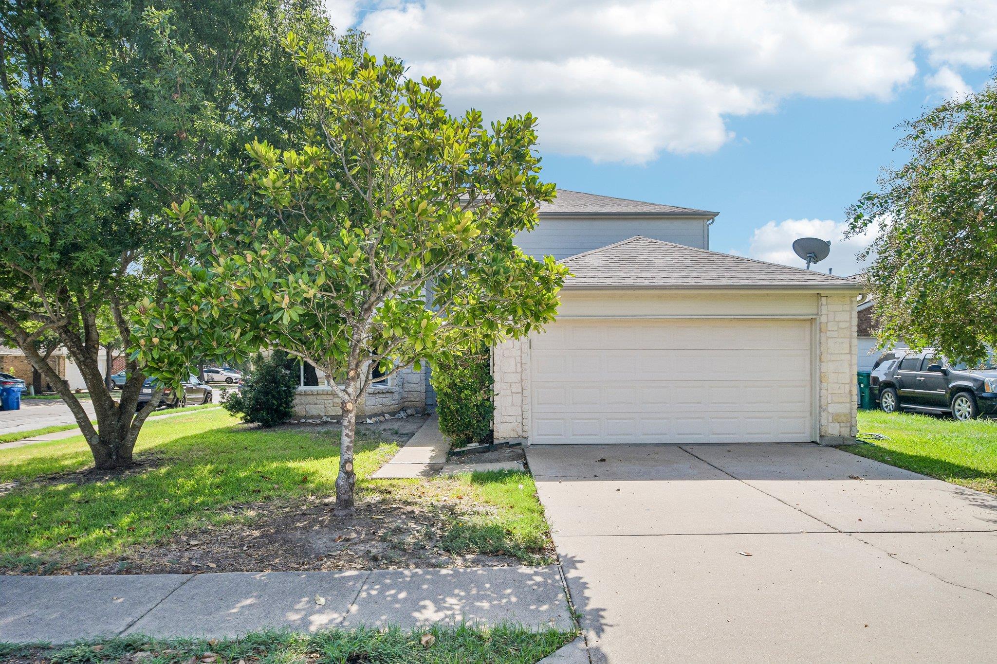 14413 Gurneys Eagle DR, Elgin, TX 78621