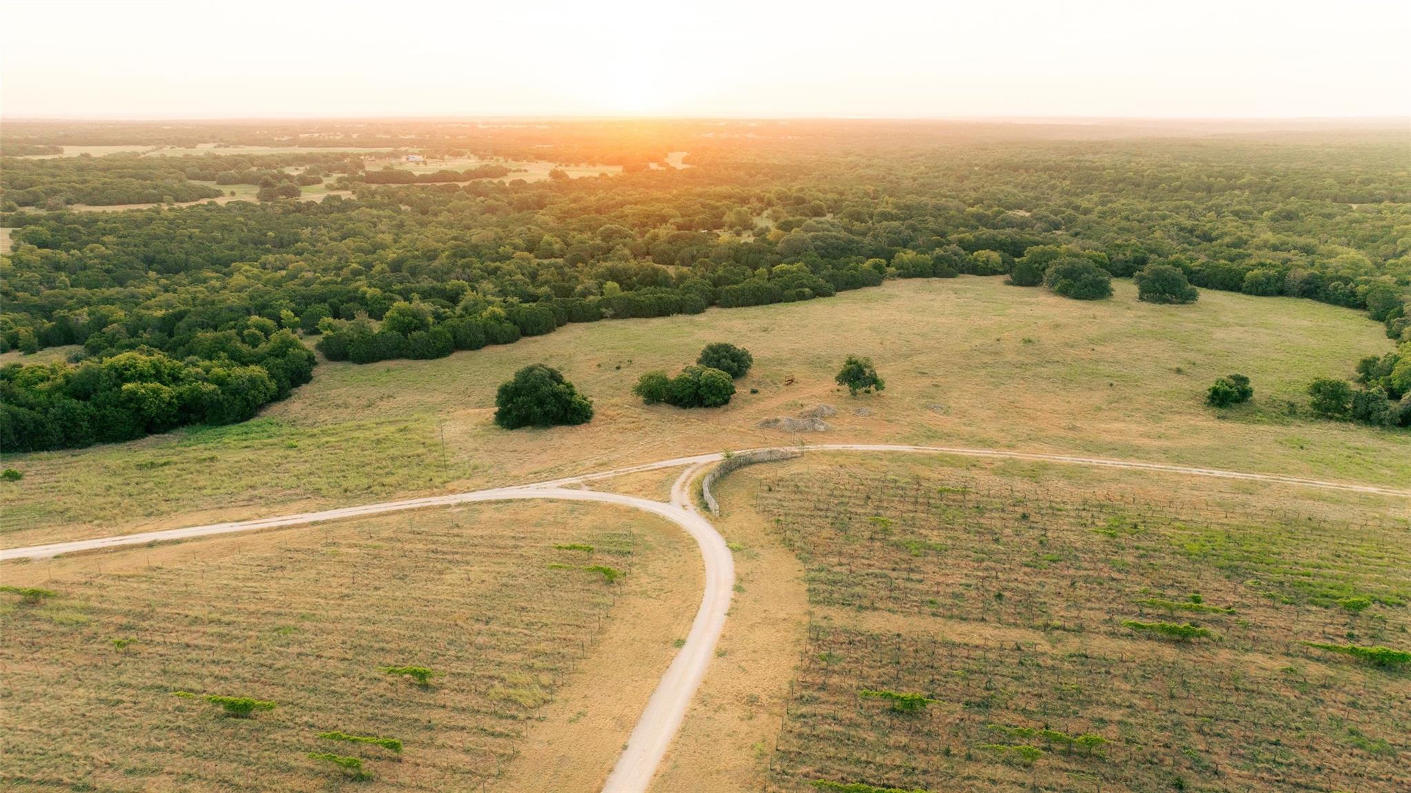 1147 County Road 1110, Meridian, TX 76665