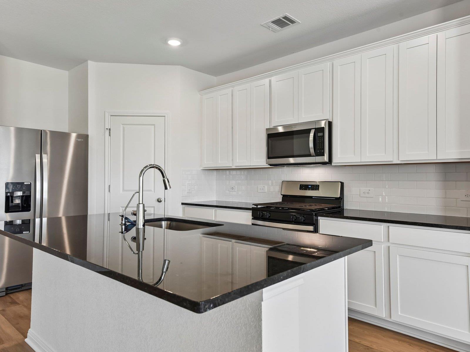 104 Woodbrook DR, Georgetown, TX 78674