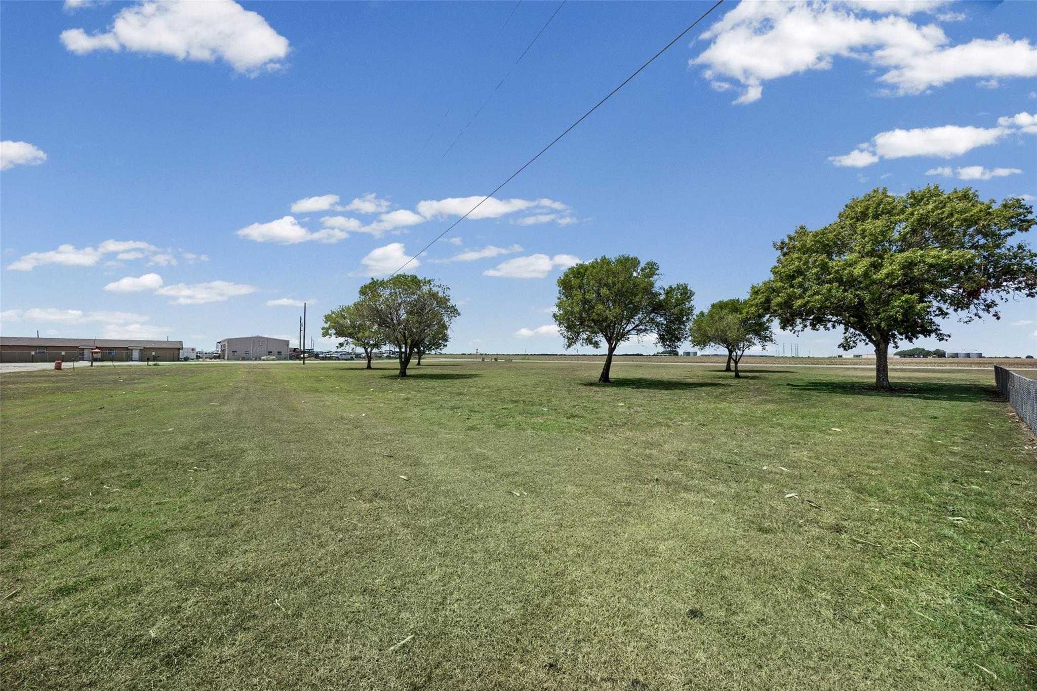 403 County View RD, Lockhart, TX 78644