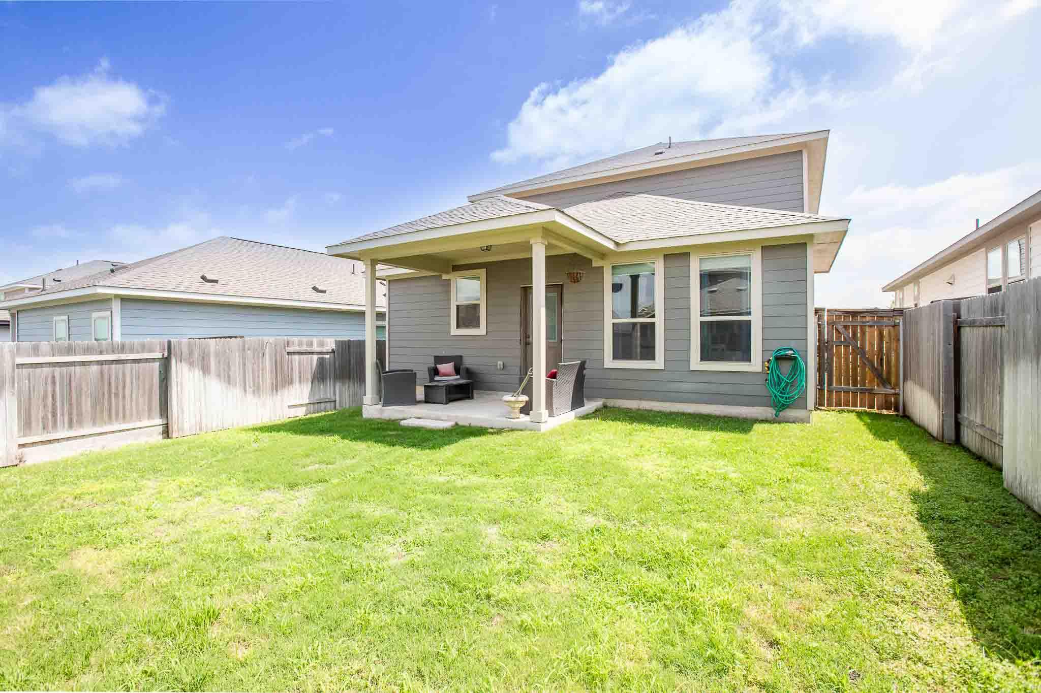 616 Barbary Coast LN, Jarrell, TX 76537