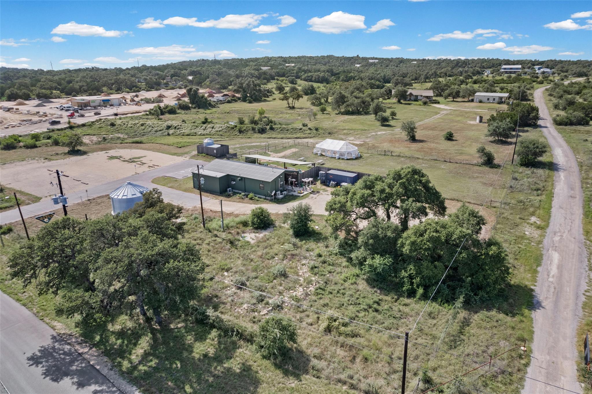 211 Rancho Ladera DR, San Marcos, TX 78666