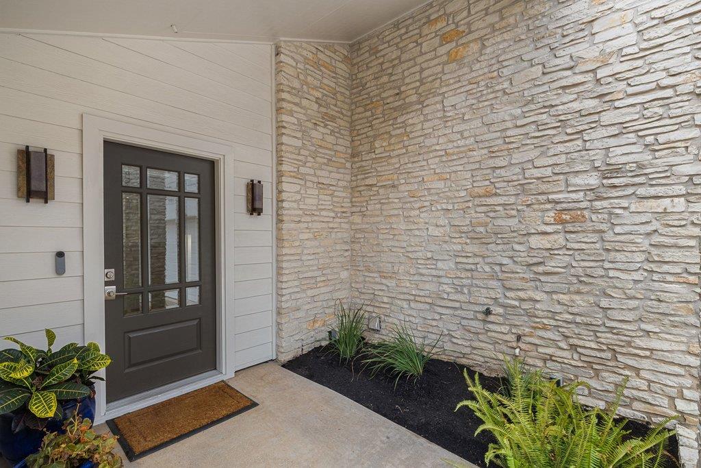 6101 Gun Bow CT, Austin, TX 78746