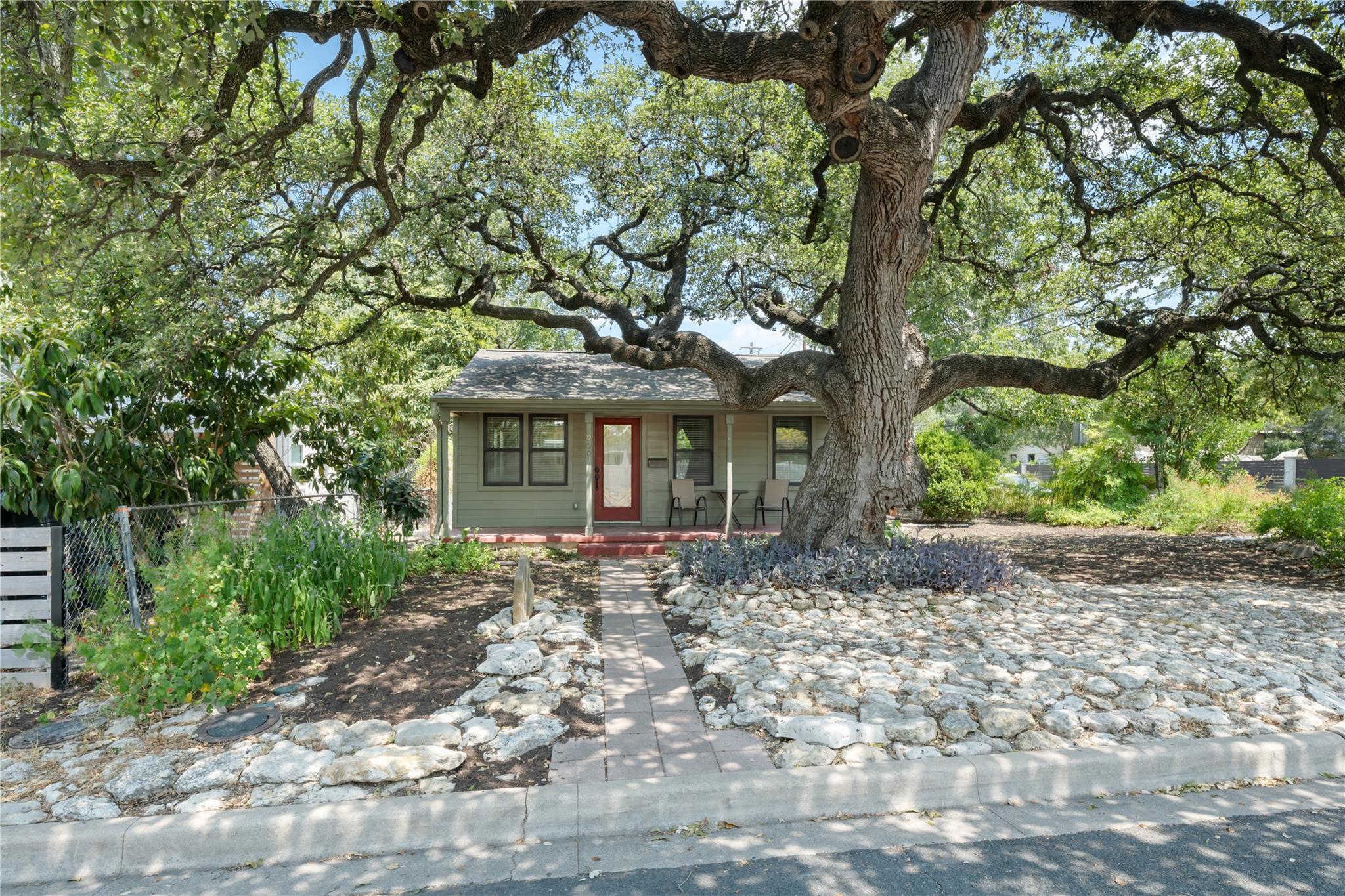 900 Jewell ST, Austin, TX 78704