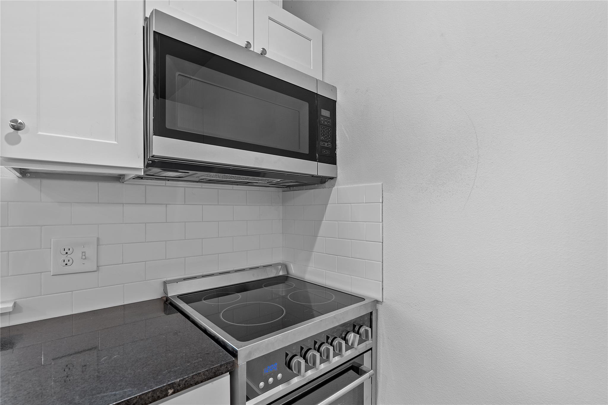 306 E 30th ST #210, Austin, TX 78705