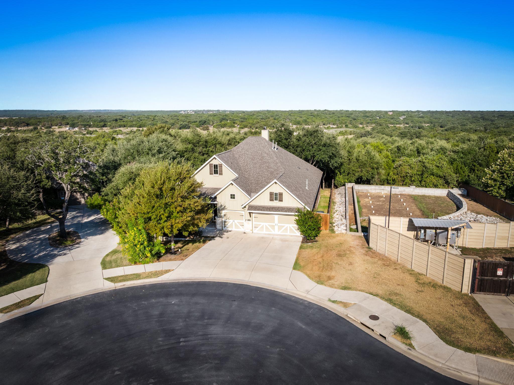140 Lake Rim CIR, Georgetown, TX 78633
