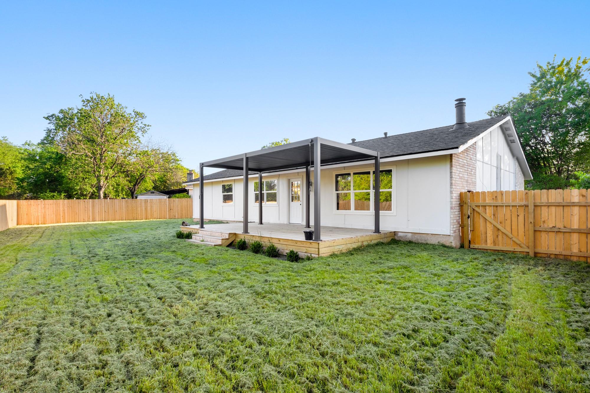 7707 Whitsun DR, Austin, TX 78749