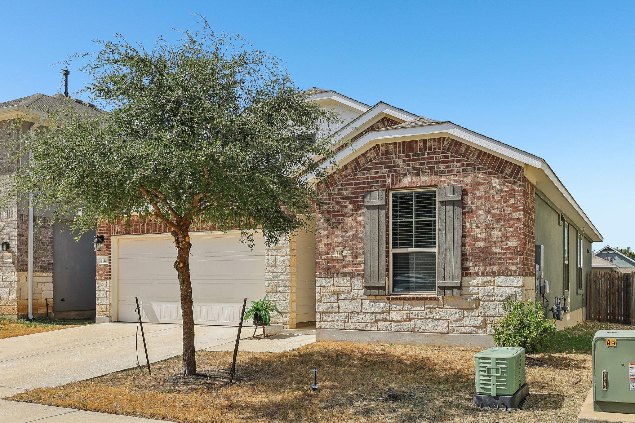 1117 Waterfall Ave, Leander, TX 78641