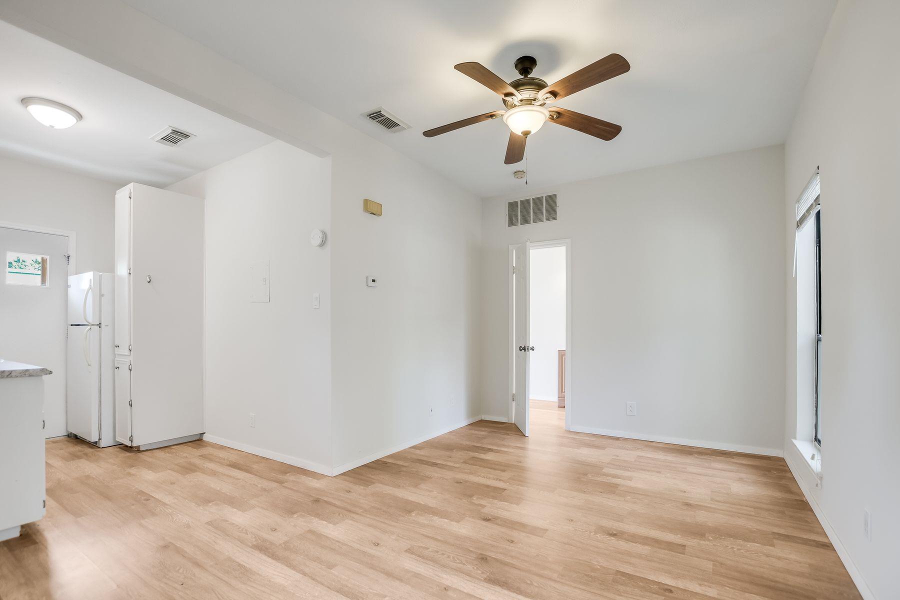 4401 Speedway #207, Austin, TX 78751