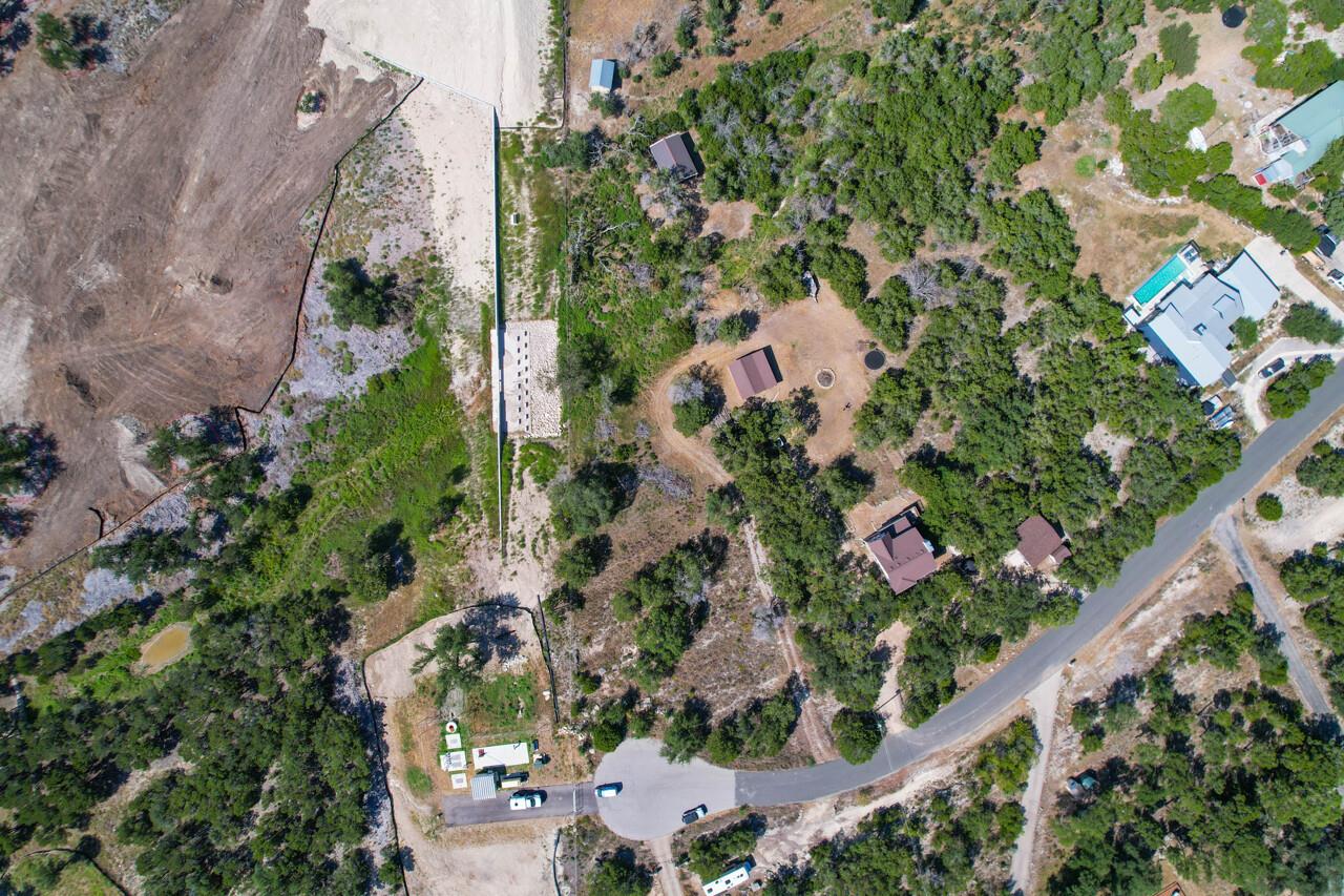 1102 Debco LN, Spicewood, TX 78669