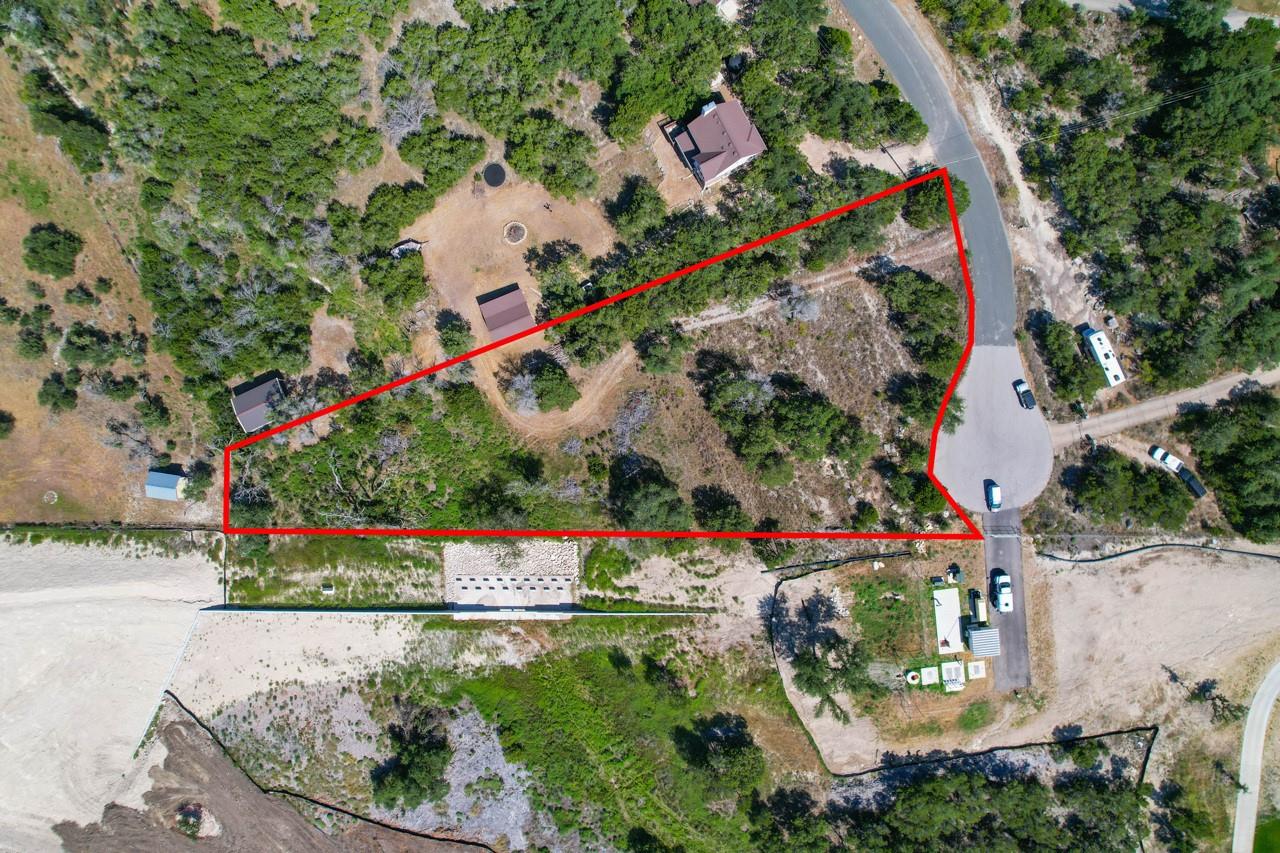 1102 Debco LN, Spicewood, TX 78669
