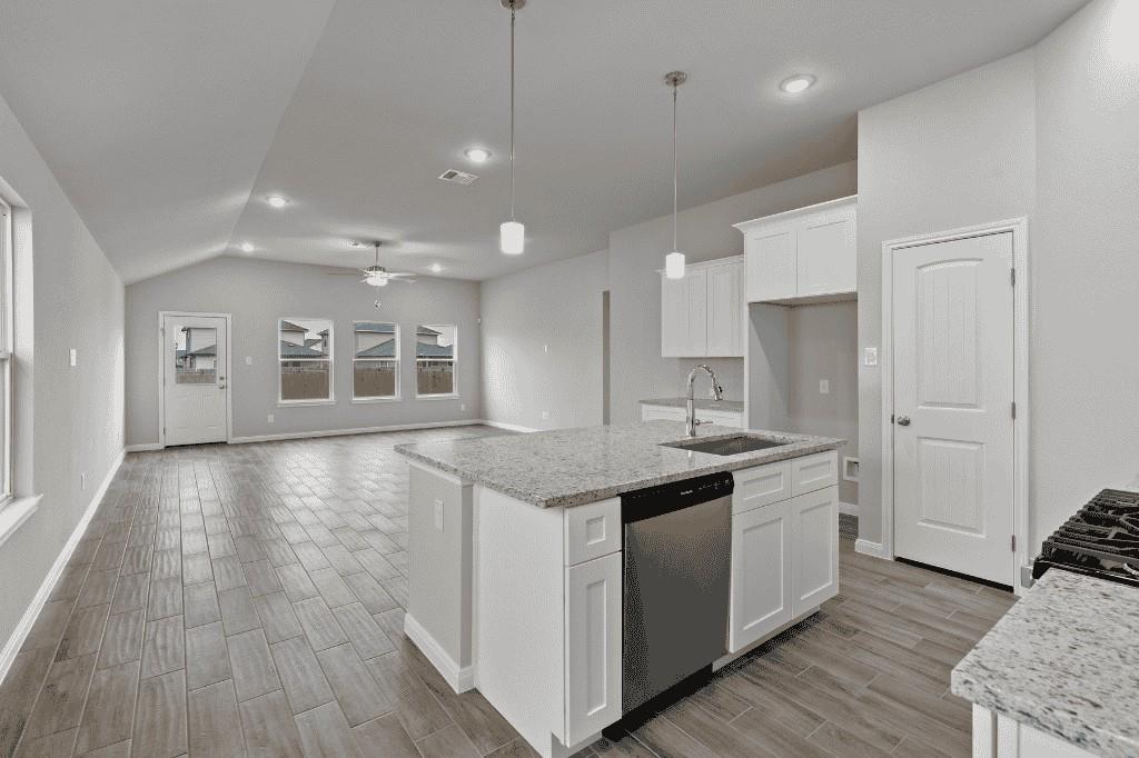 417 Stellar Wind DR, Georgetown, TX 78628
