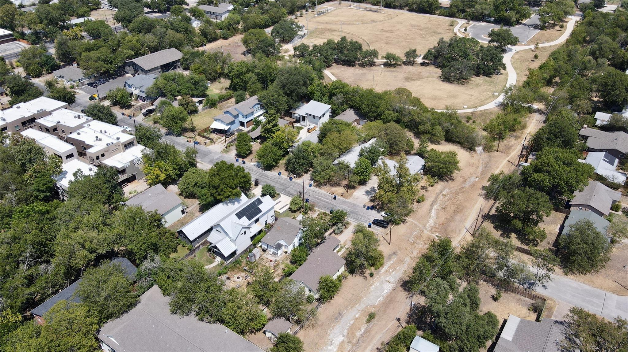 402 Swanee DR, Austin, TX 78752