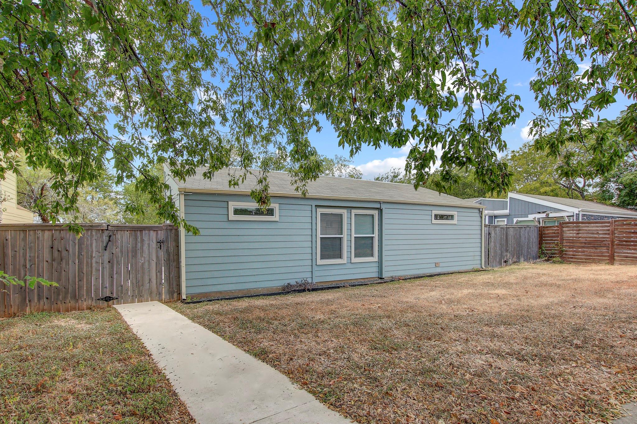 4413 Teri RD, Austin, TX 78744