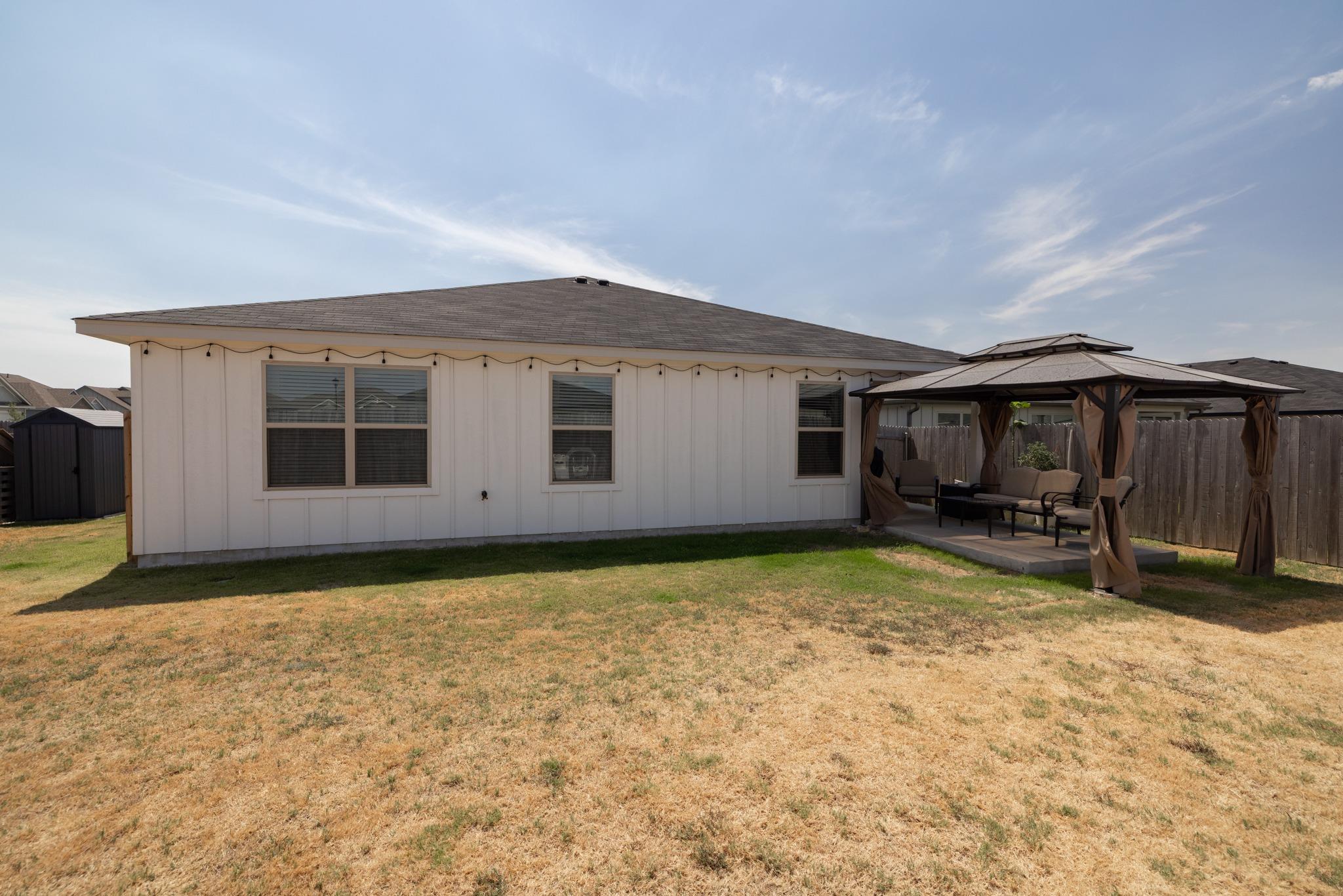 129 Maybelline RD, Jarrell, TX 76537