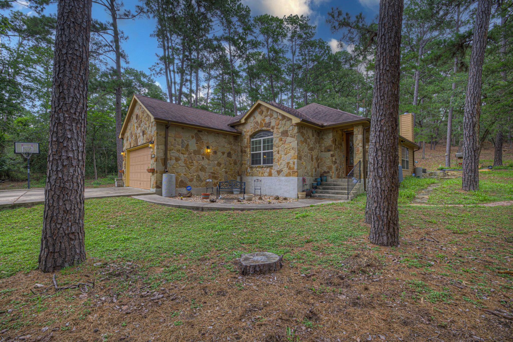 107 Nanakuli, Bastrop, TX 78602