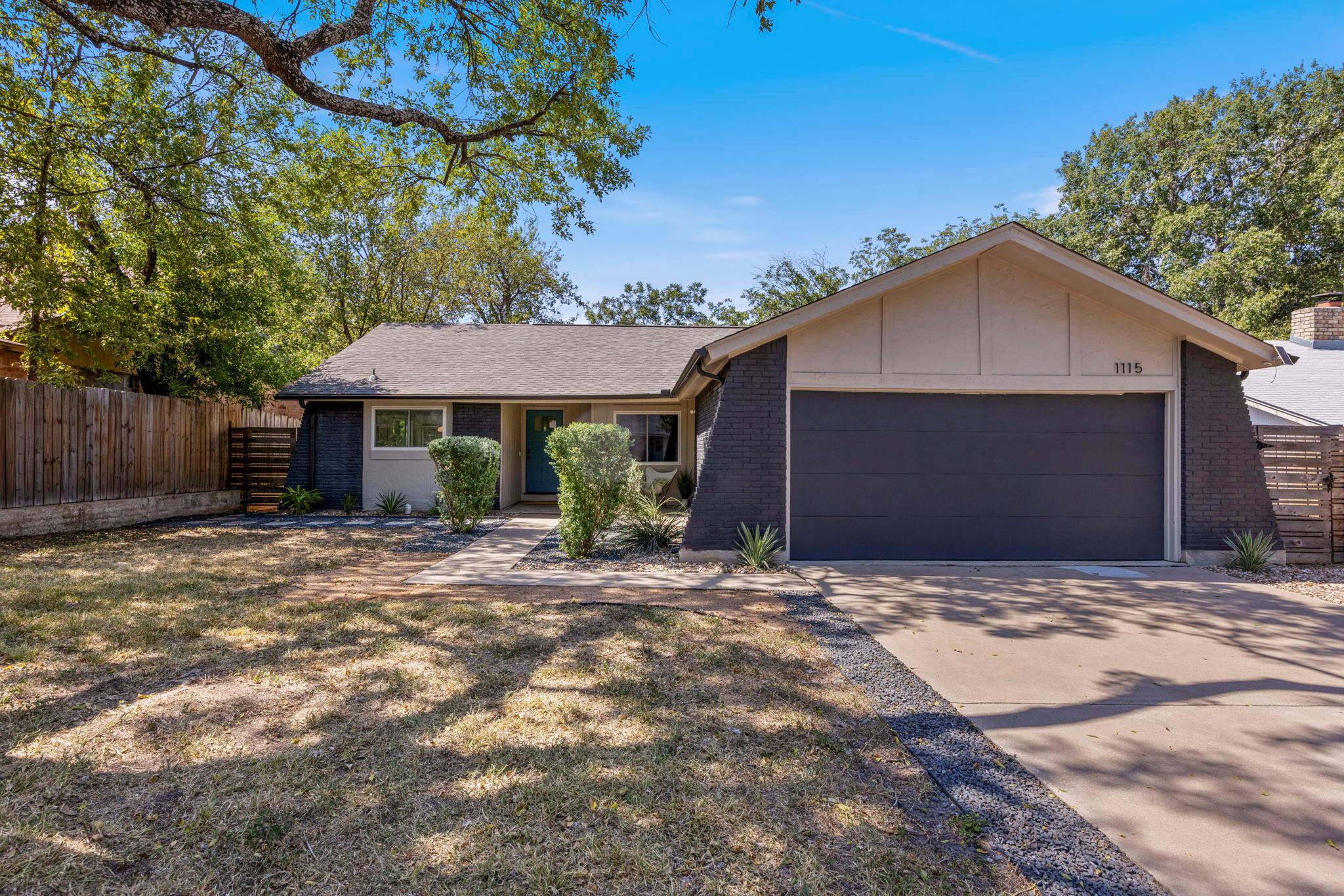 1115 Echo LN, Austin, TX 78745