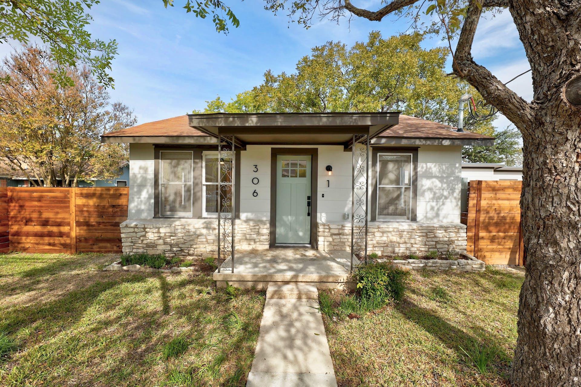306 W Stassney LN #1&2, Austin, TX 78745