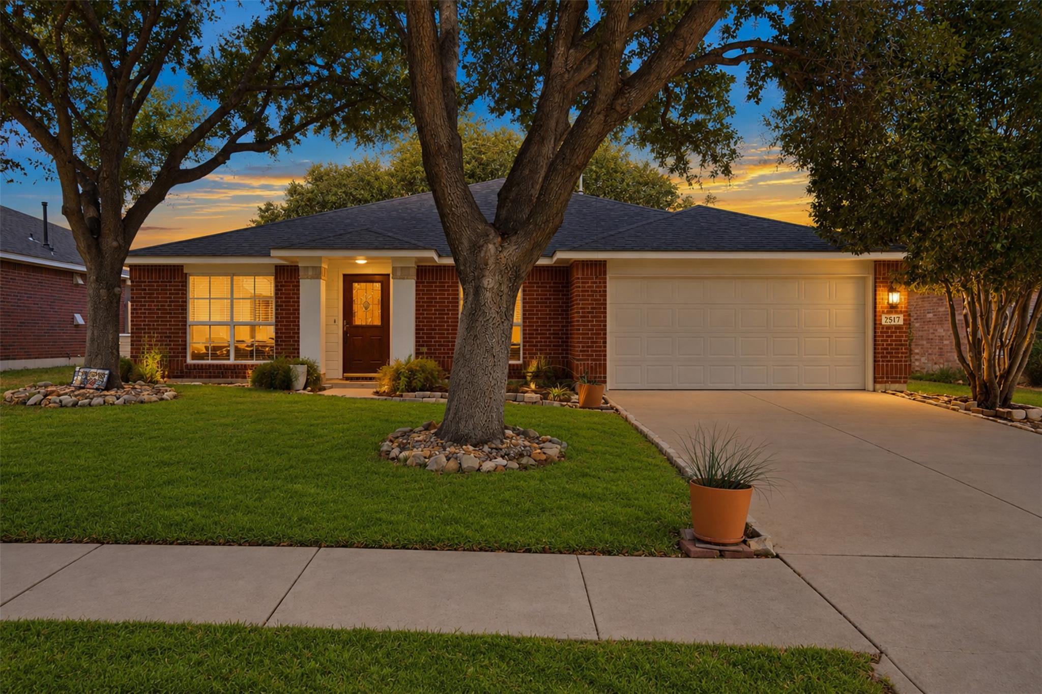 2517 Vernell Way, Round Rock, TX 78664