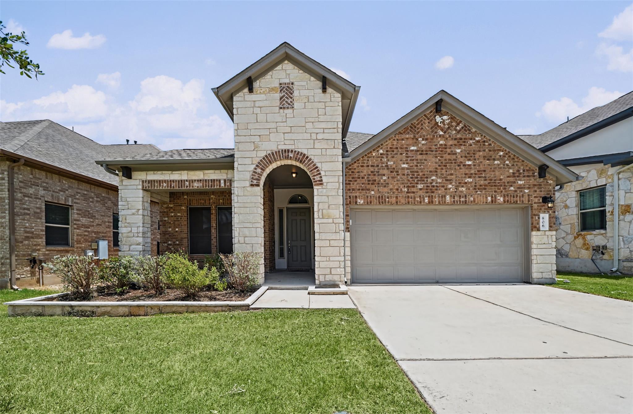 806 Clearwell ST, Cedar Park, TX 78613