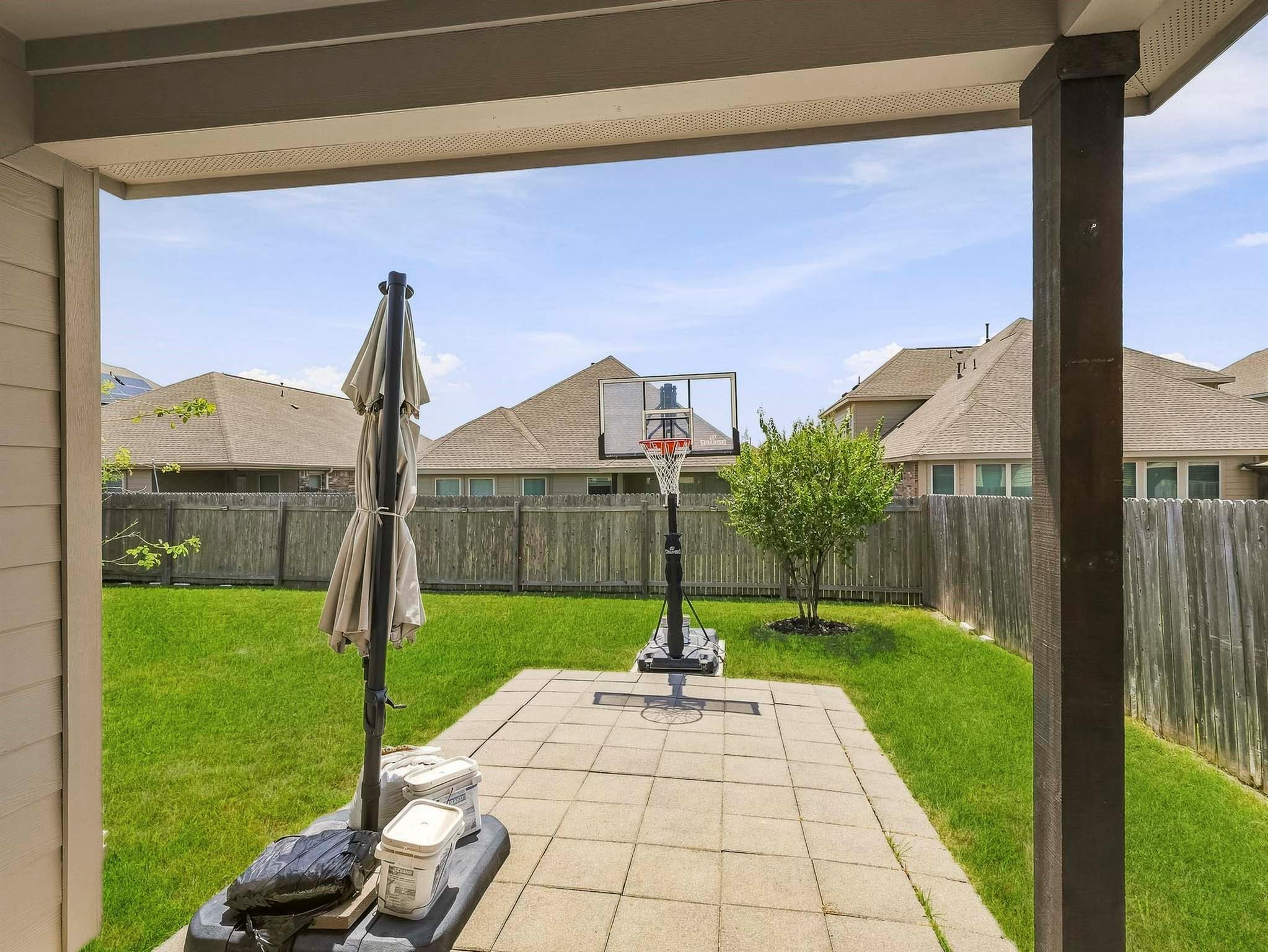 3901 Eland DR, Pflugerville, TX 78660