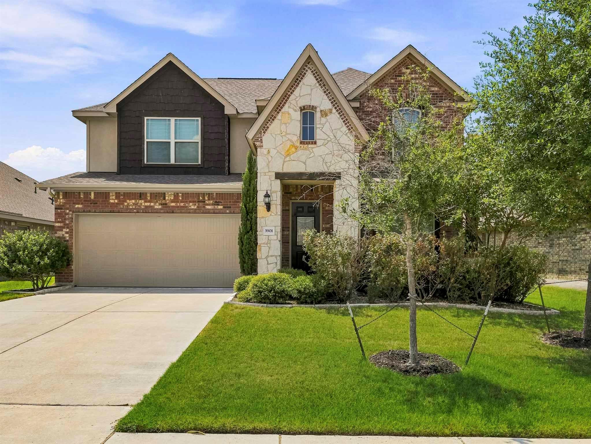 3901 Eland DR, Pflugerville, TX 78660