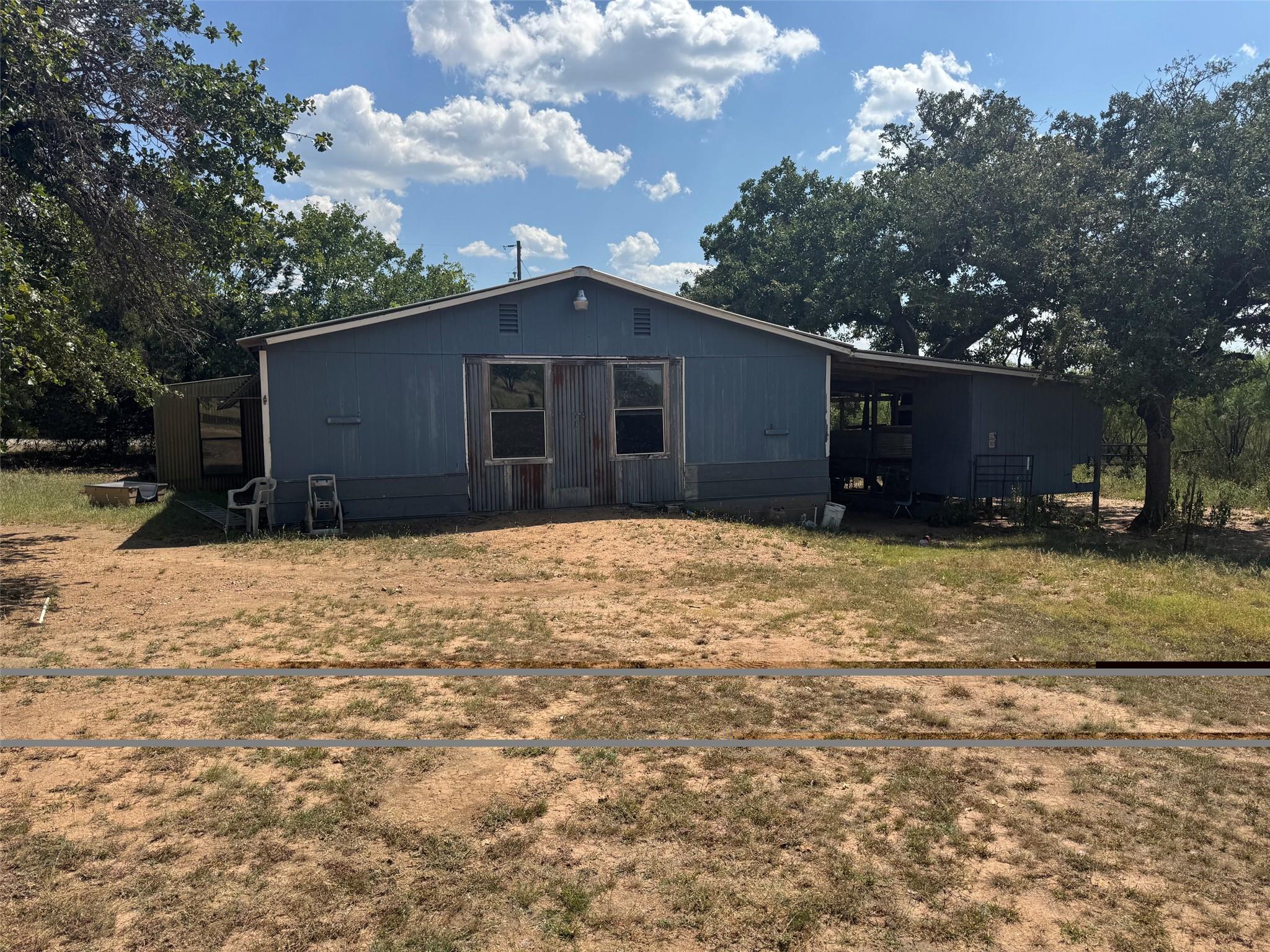 690 Ancient Oaks DR, Marble Falls, TX 78654