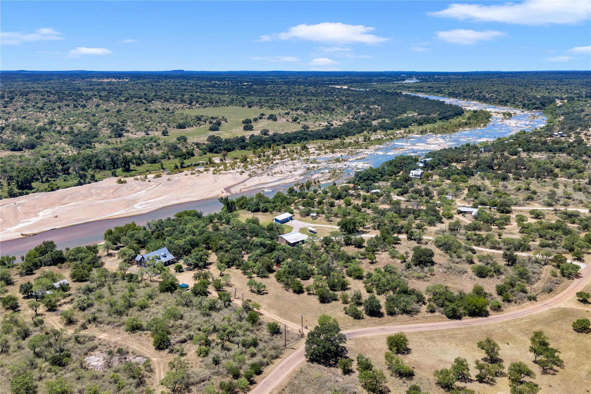 211 Riverside DR W, Llano, TX 78643
