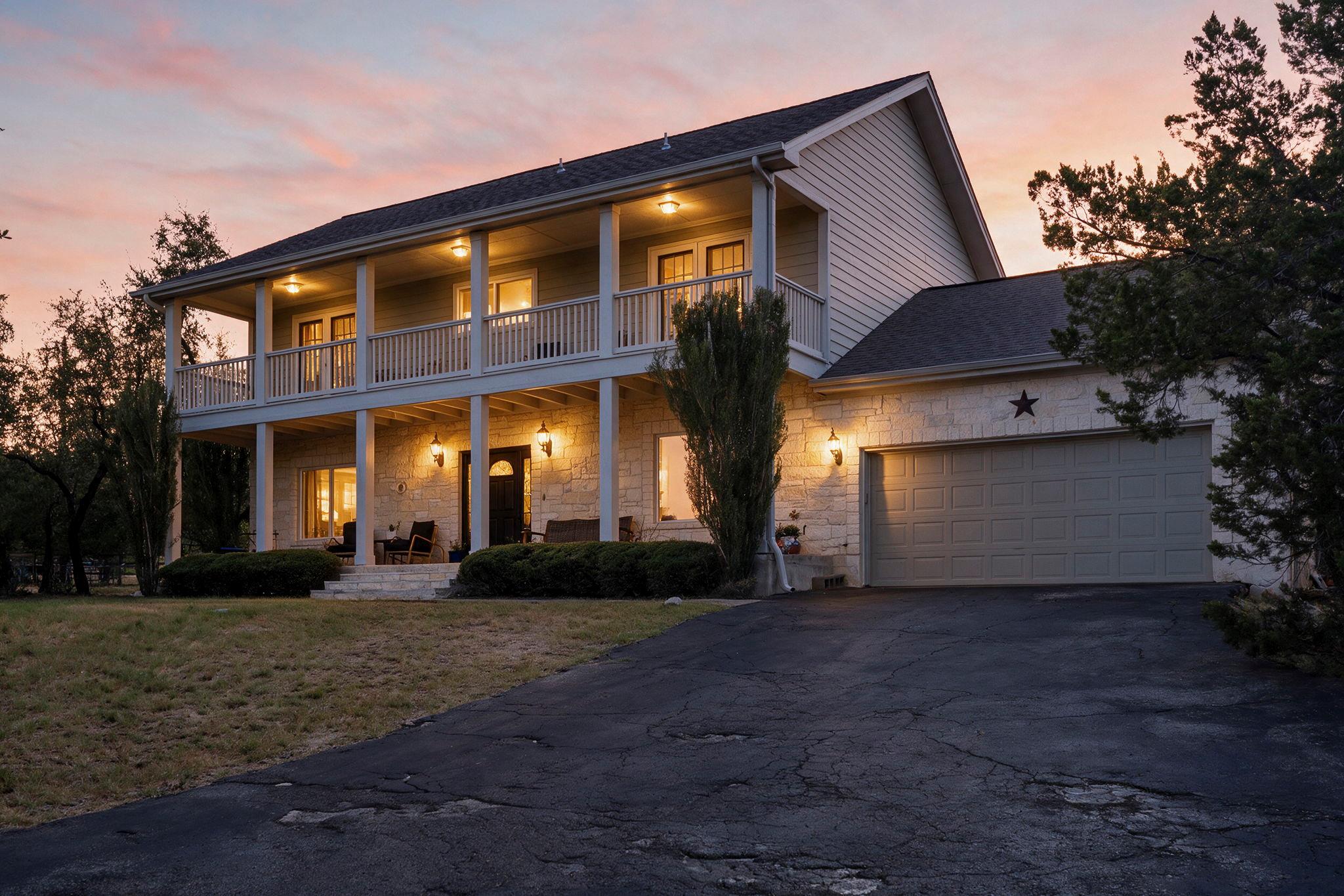 701 Cottonwood Creek RD, Dripping Springs, TX 78620