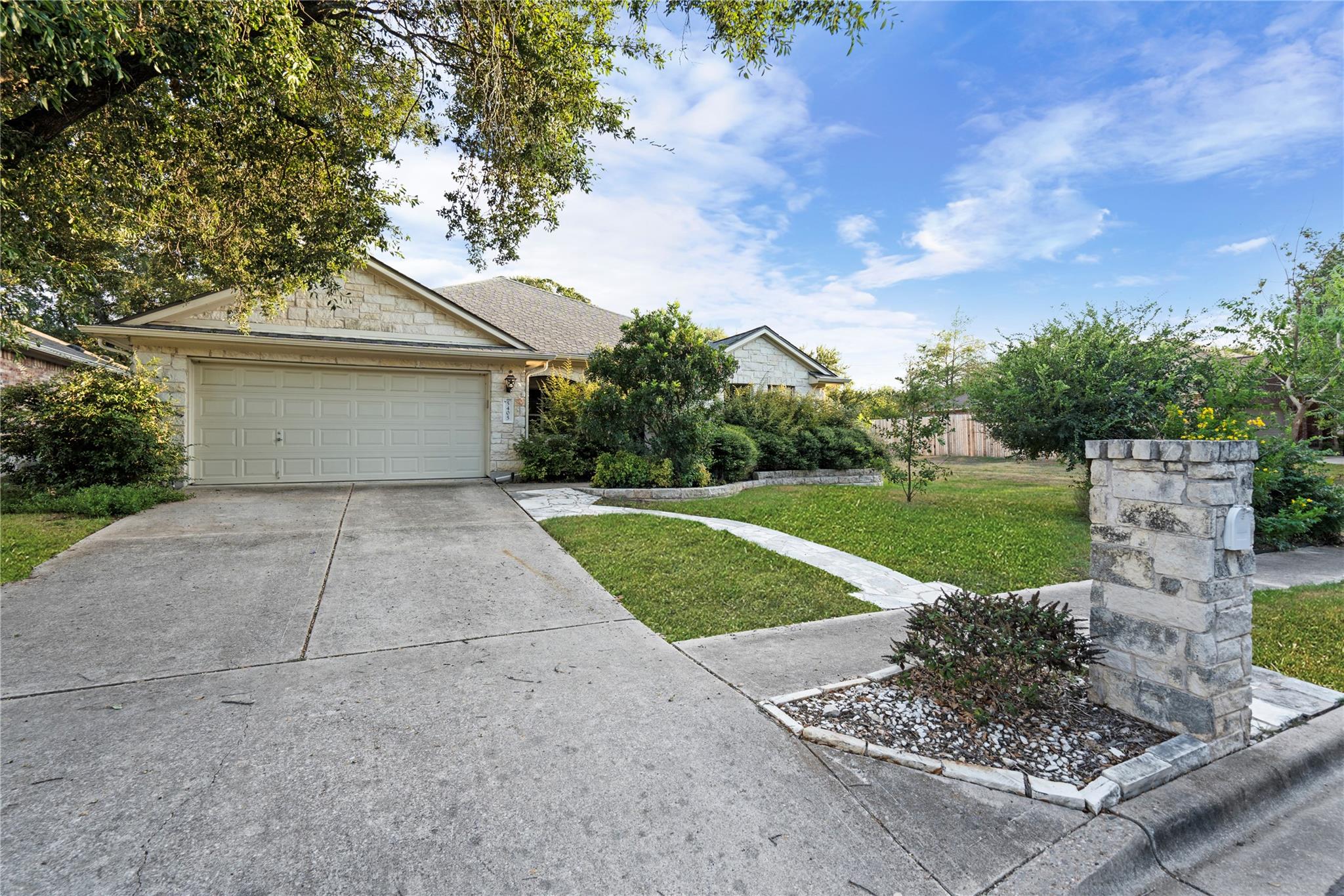 5405 Korth DR, Austin, TX 78749