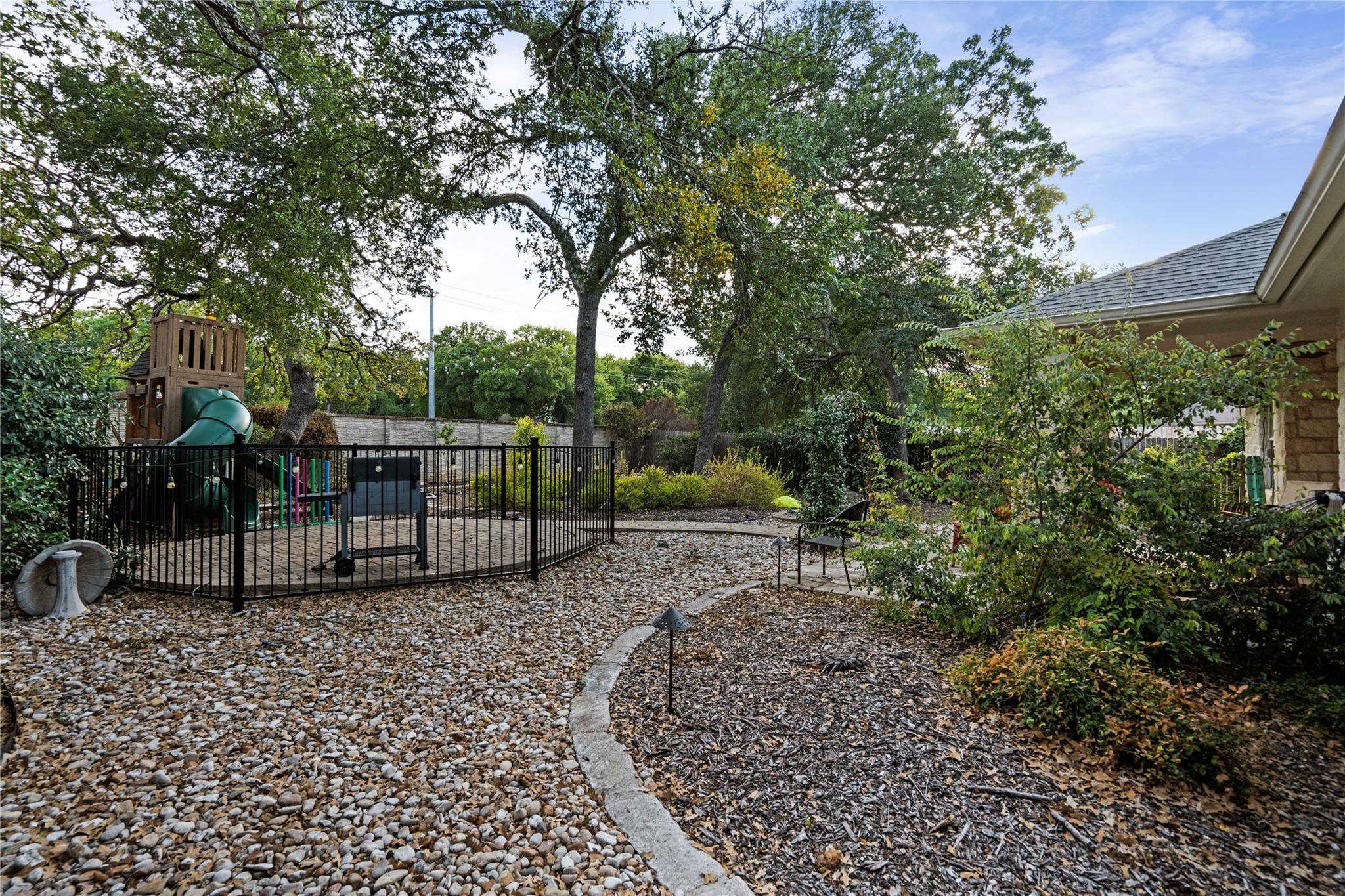 5405 Korth DR, Austin, TX 78749